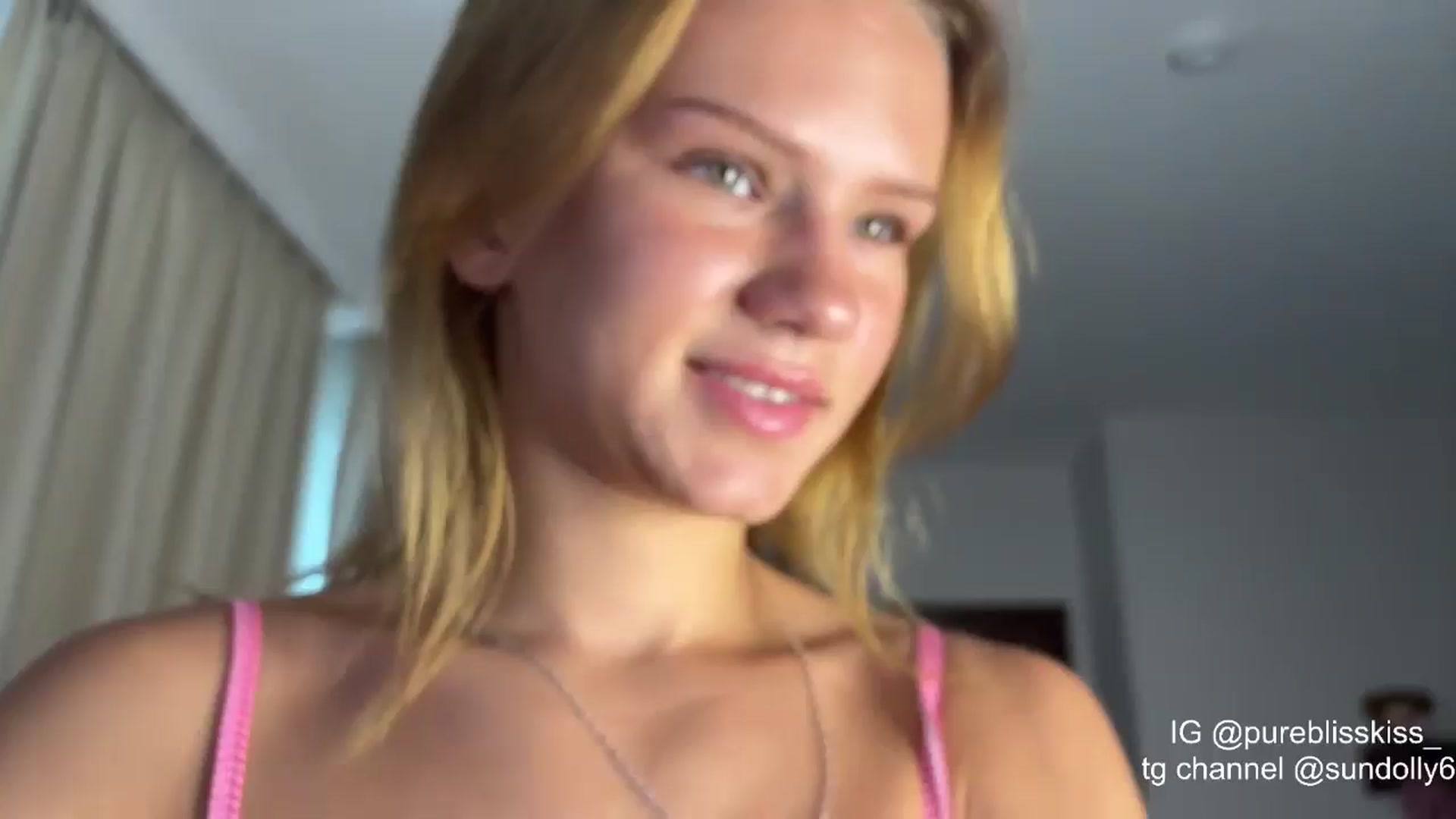 Gallery image thumbnail from Rue_Lane's myfreecams stream on, 04/13/2026, 04:41 image 3 of 20