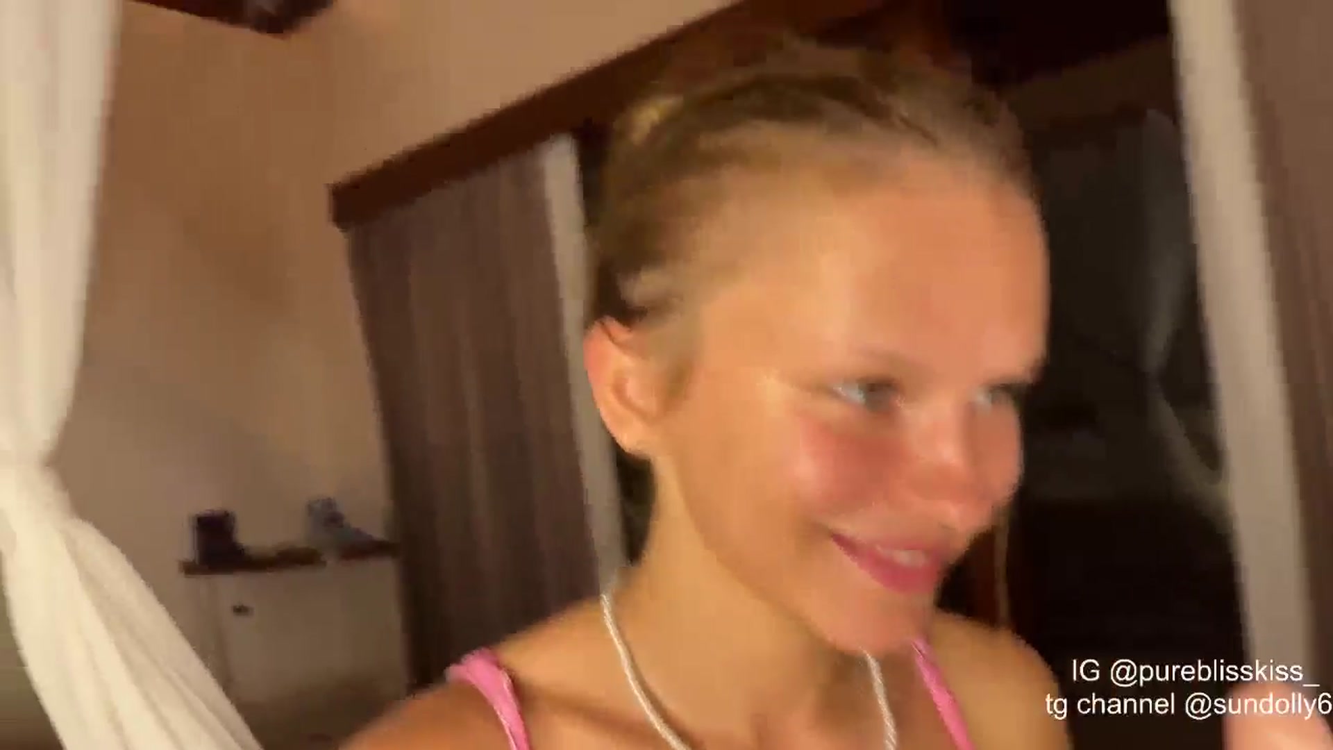 Gallery image thumbnail from Rue_Lane's myfreecams stream on, 04/18/2026, 10:59 image 8 of 20