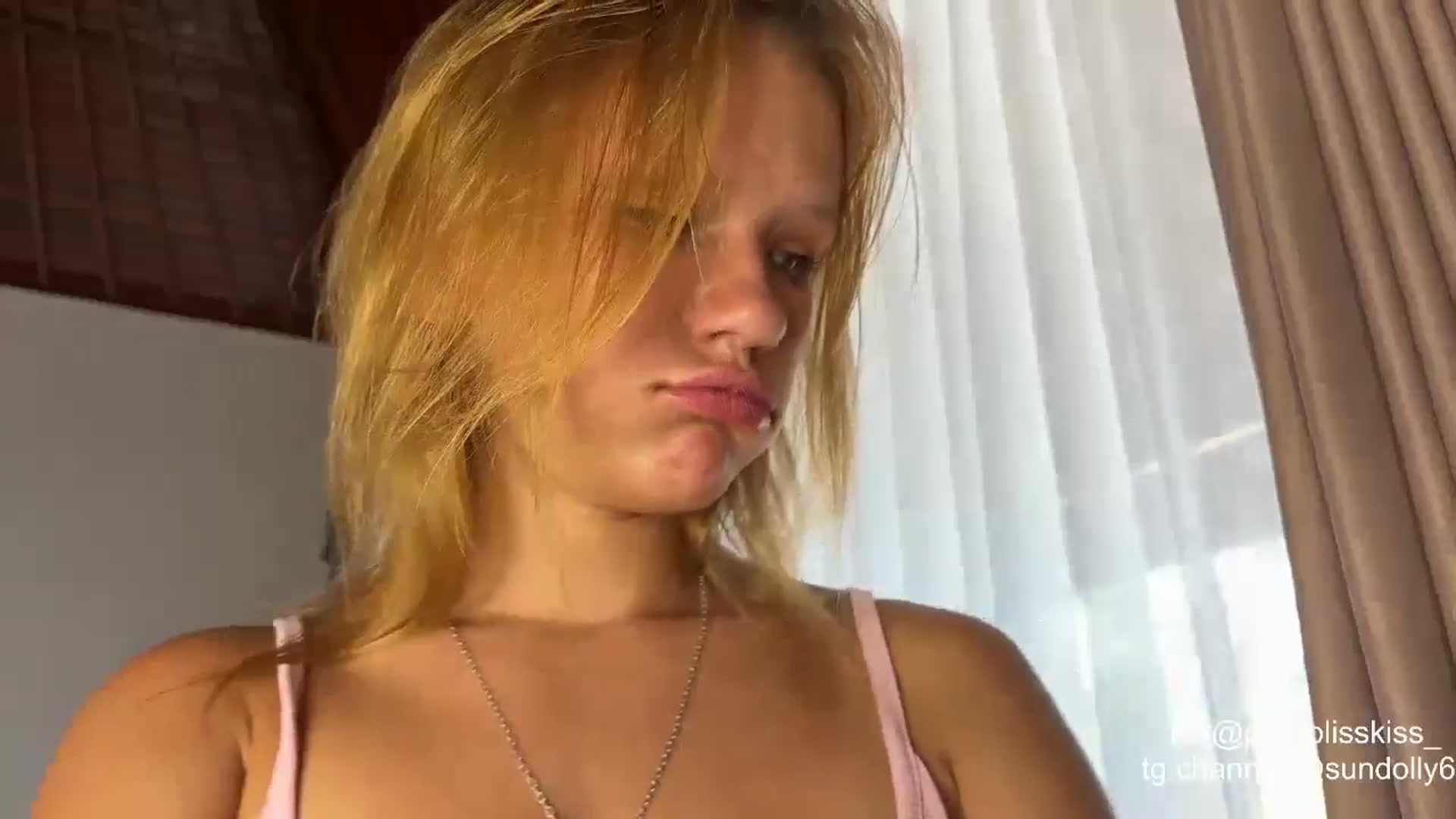 Gallery image thumbnail from Rue_Lane's myfreecams stream on, 04/23/2026, 07:33 image 19 of 20
