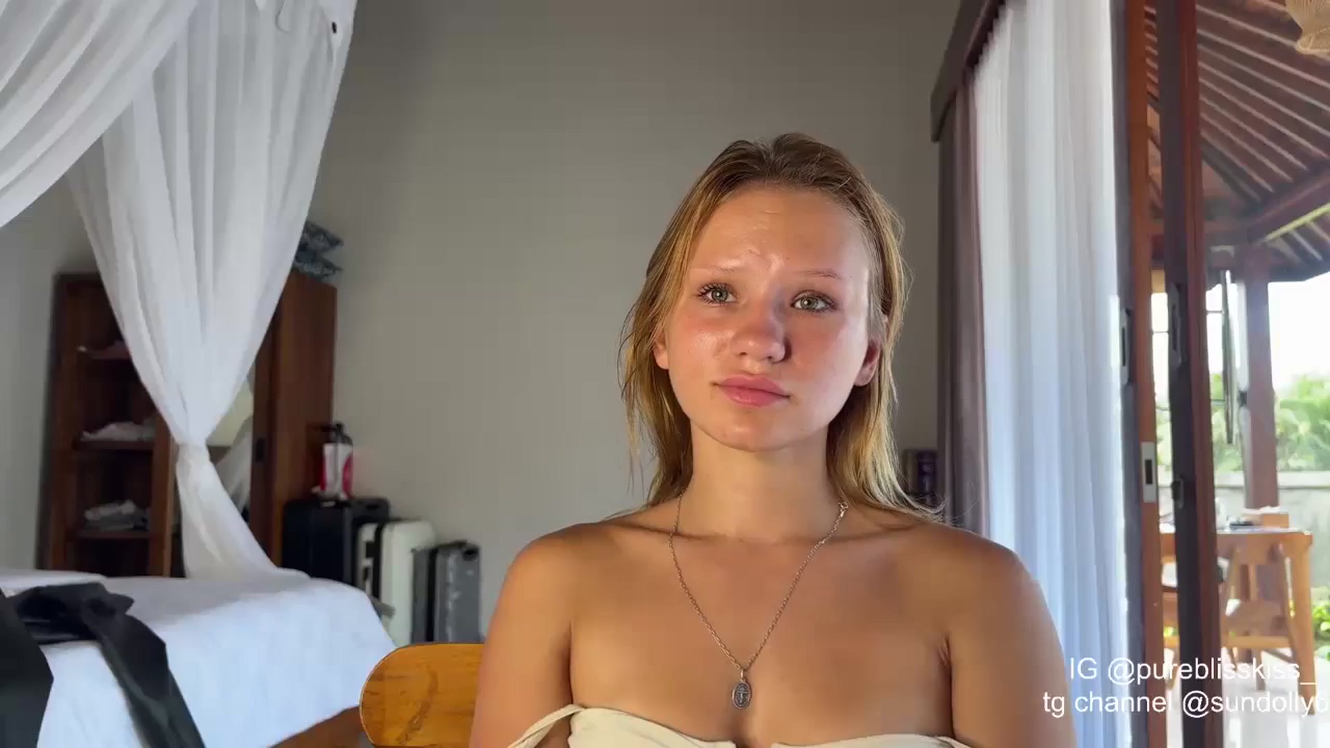 Gallery image thumbnail from Rue_Lane's myfreecams stream on, 04/24/2026, 07:27 image 18 of 20