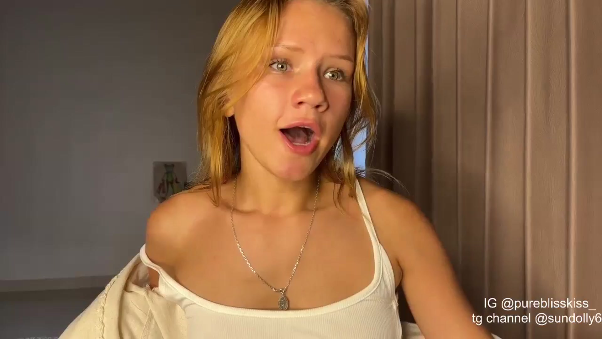 Gallery image thumbnail from Rue_Lane's myfreecams stream on, 04/25/2026, 09:40 image 1 of 20