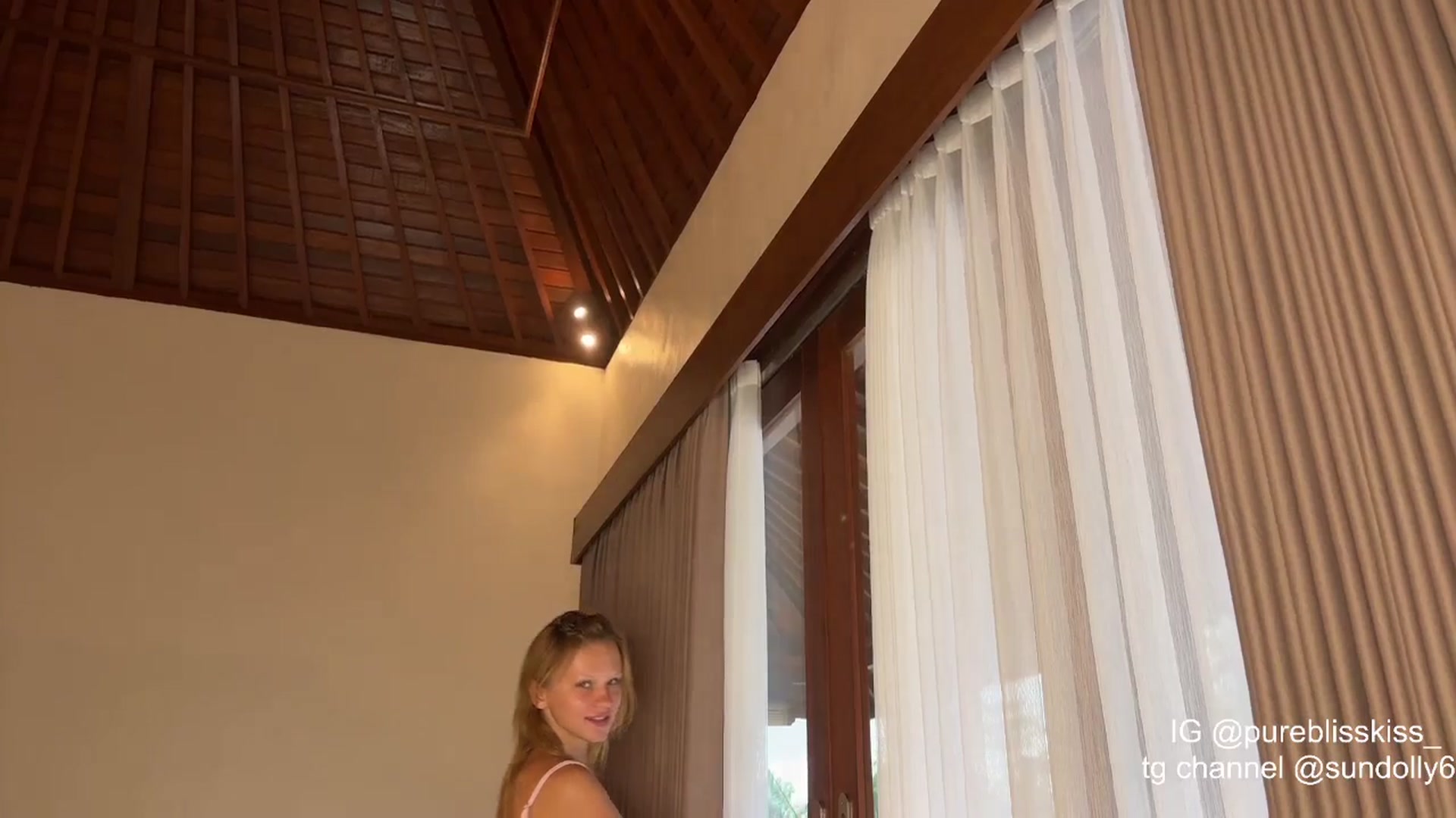 Gallery image thumbnail from Rue_Lane's myfreecams stream on, 04/26/2026, 07:01 image 14 of 20