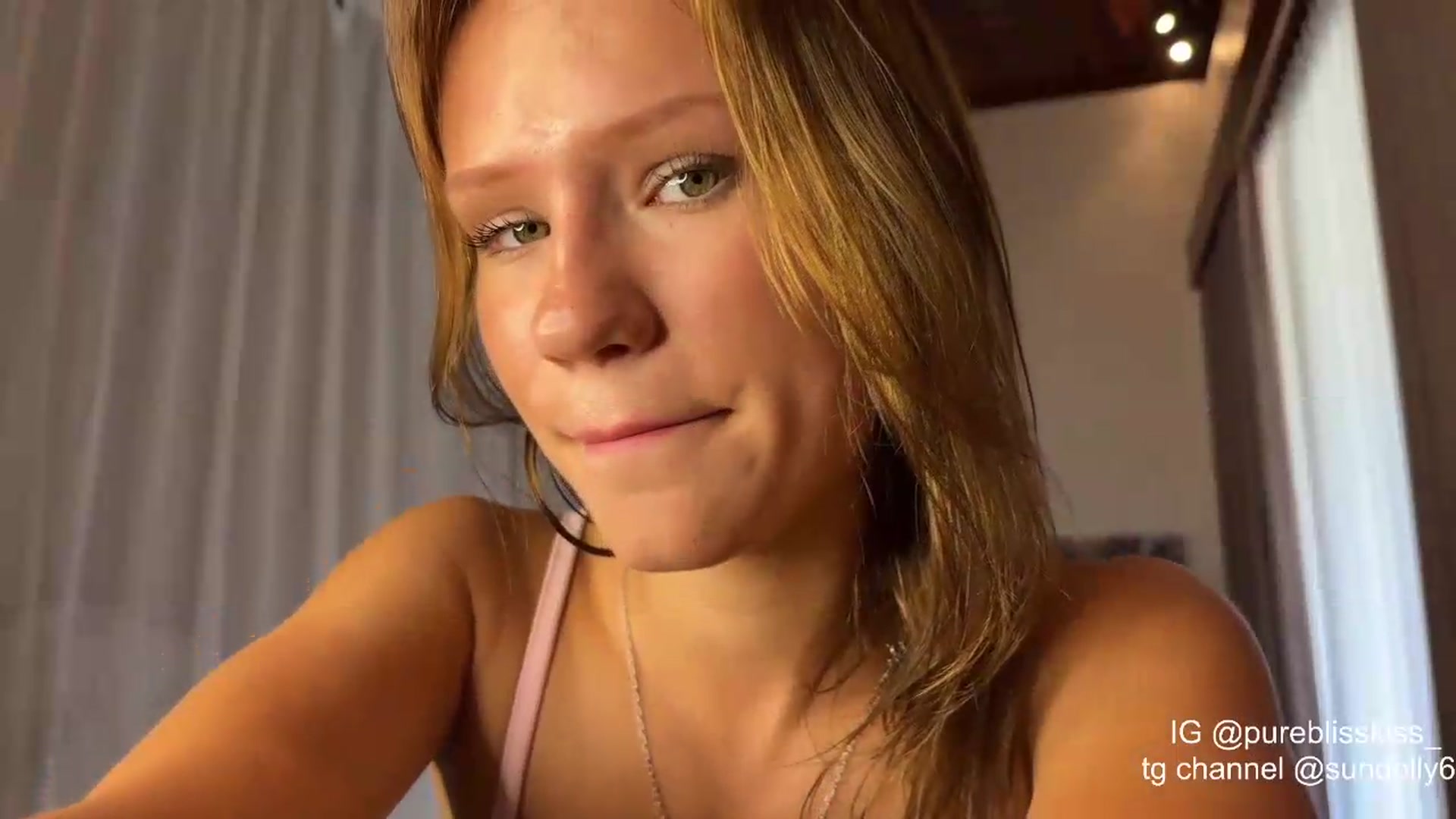 Gallery image thumbnail from Rue_Lane's myfreecams stream on, 05/15/2026, 05:11 image 14 of 20