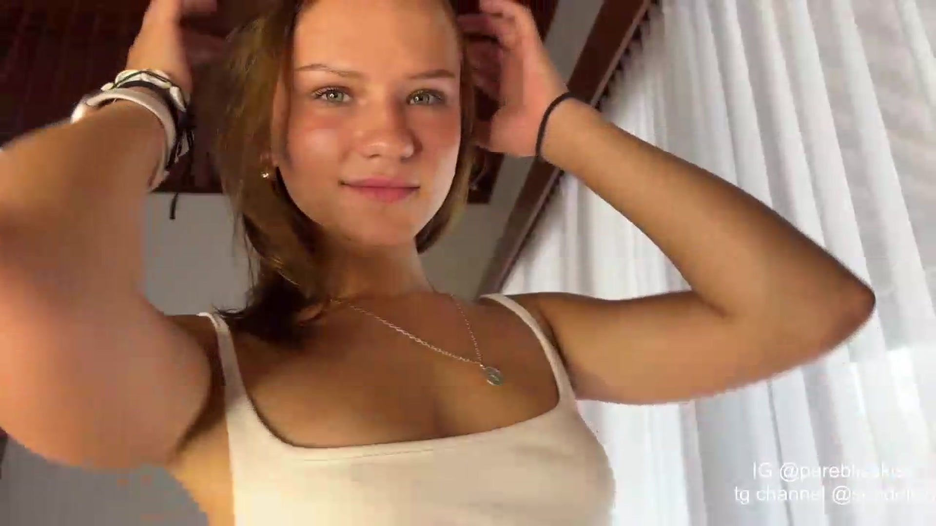 Gallery image thumbnail from Rue_Lane's myfreecams stream on, 05/17/2026, 07:04 image 4 of 20