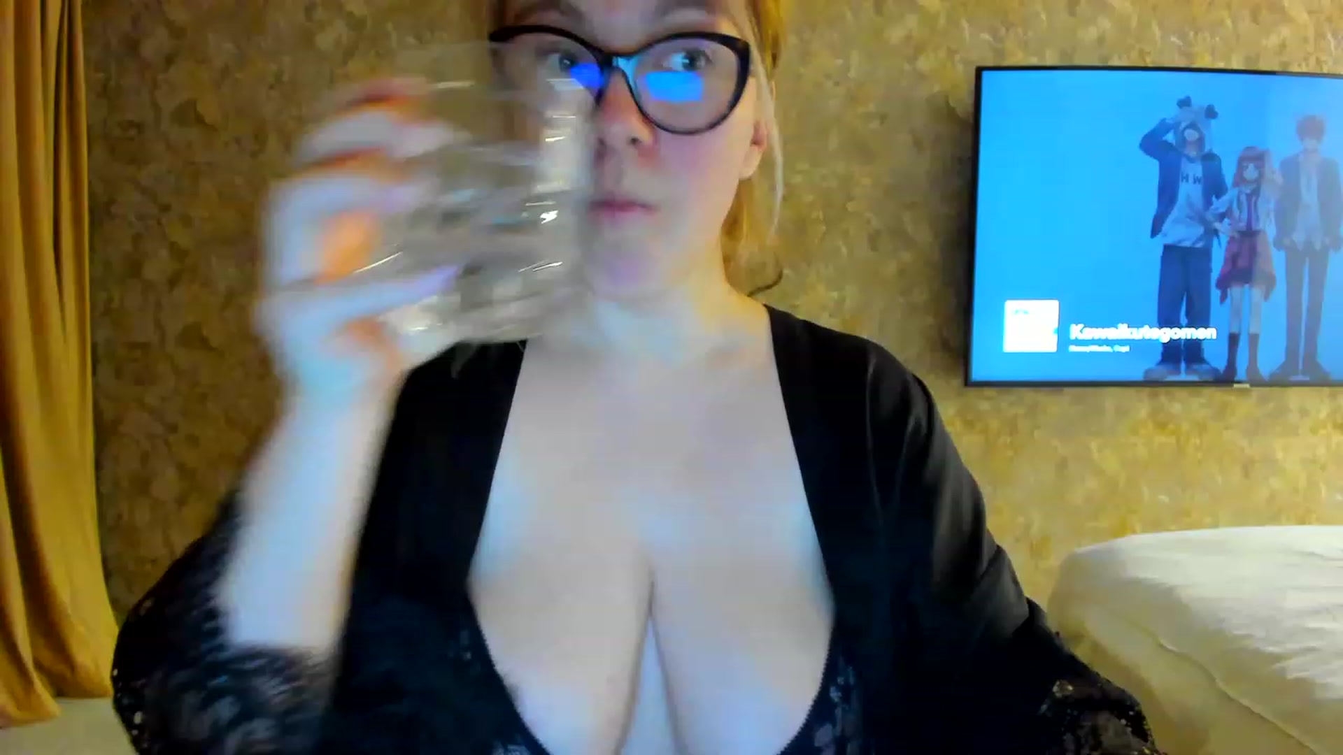 Gallery image thumbnail from RussiaDoll's myfreecams stream on, 02/28/2023, 24:00 image 11 of 20
