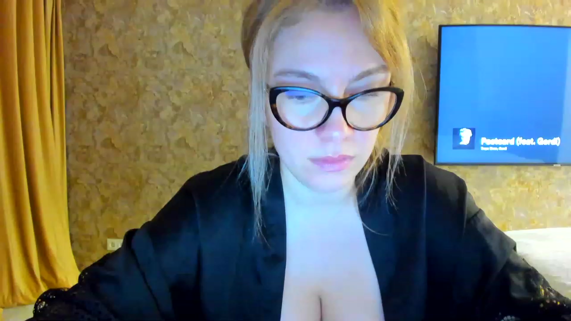 Gallery image thumbnail from RussiaDoll's myfreecams stream on, 02/28/2023, 02:05 image 20 of 20