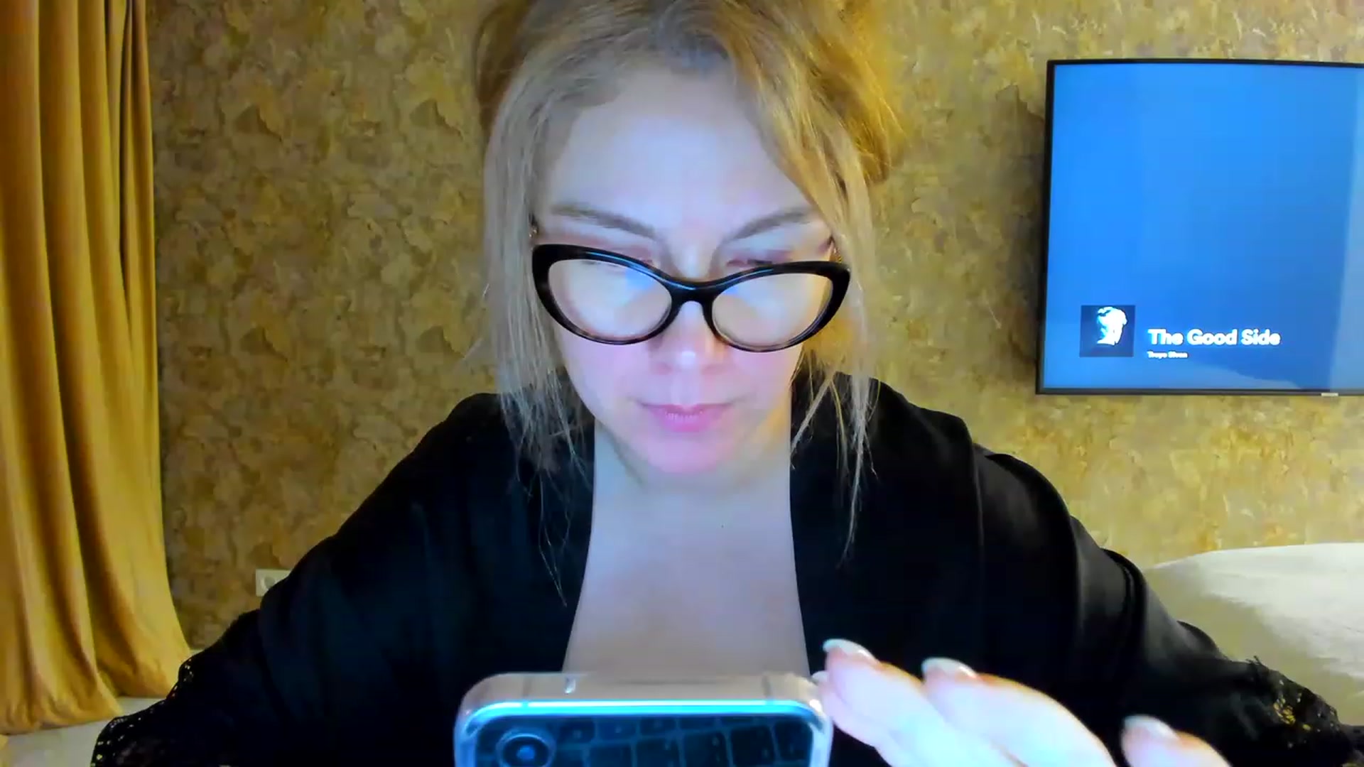 Gallery image thumbnail from RussiaDoll's myfreecams stream on, 02/28/2023, 02:05 image 14 of 20