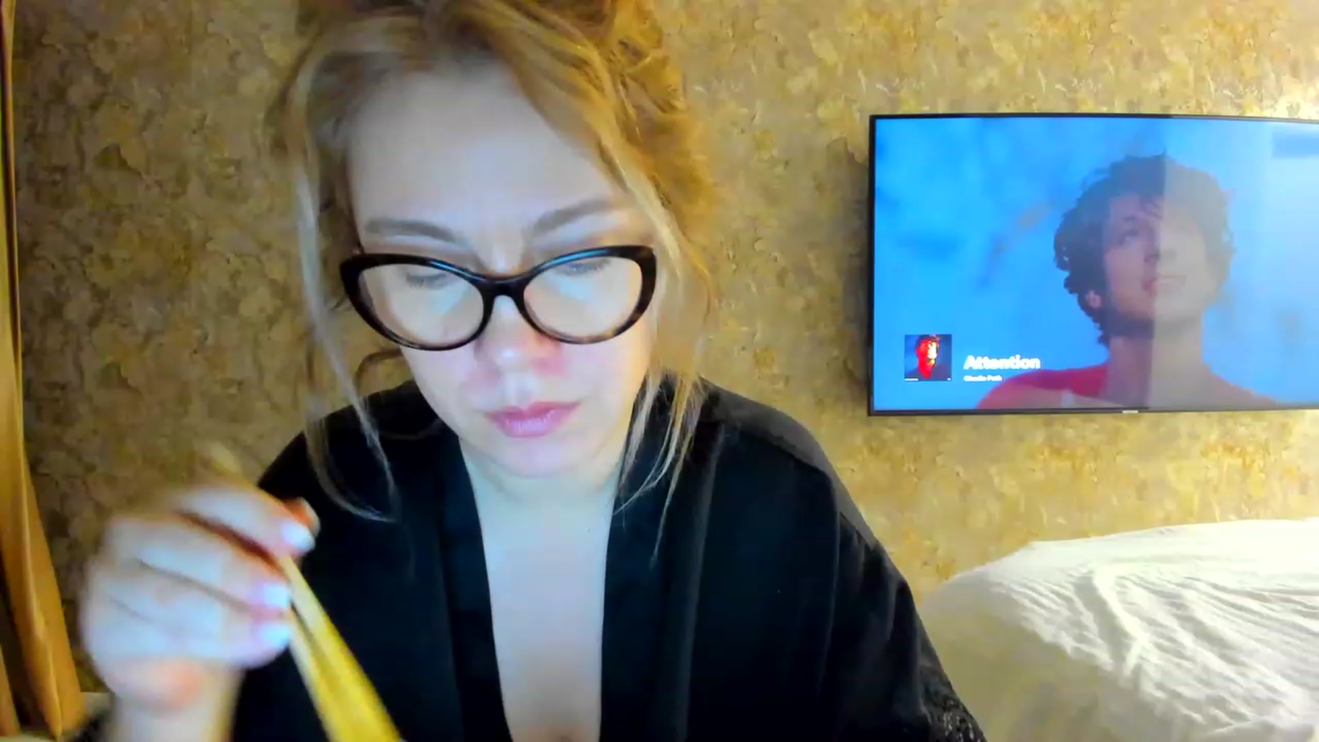 Gallery image thumbnail from RussiaDoll's myfreecams stream on, 03/22/2023, 02:26 image 1 of 20