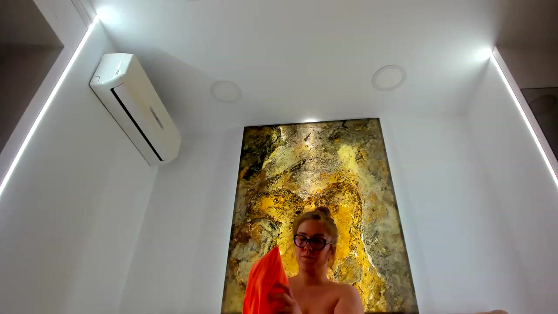 Gallery image thumbnail from RussiaDoll's myfreecams stream on, 05/28/2023, 08:38 image 2 of 20