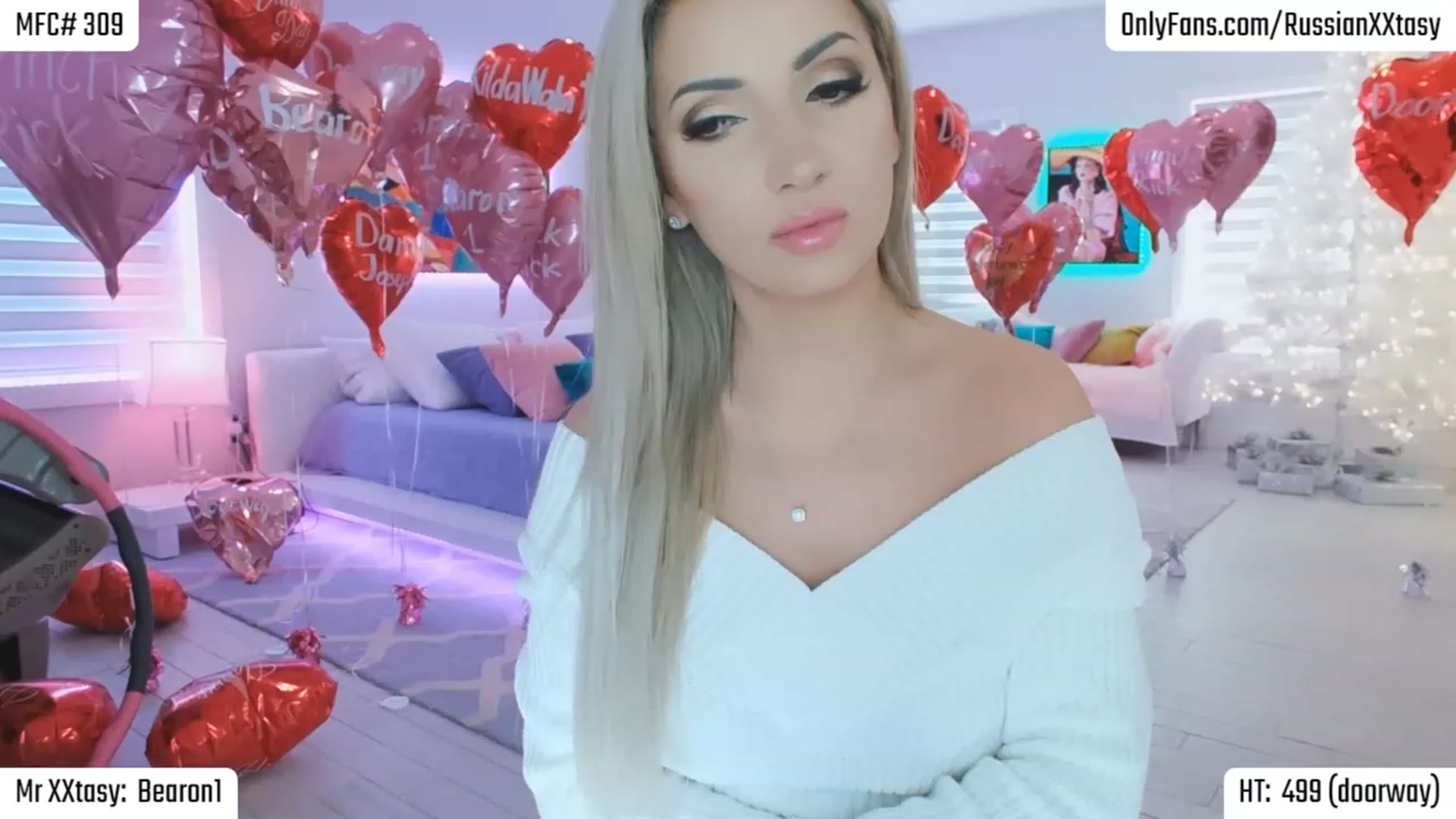 Gallery image thumbnail from RussianXXtasy's myfreecams stream on, 02/17/2024, 22:46 image 8 of 20