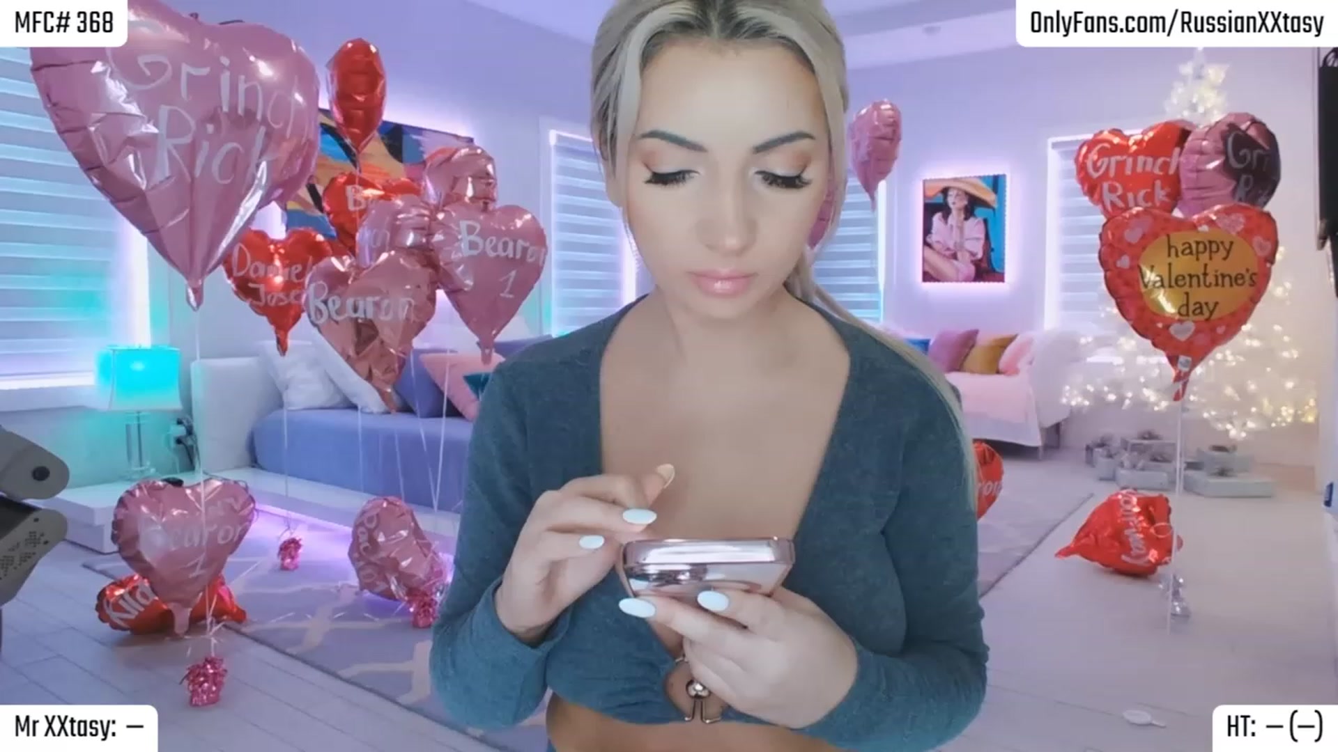 Gallery image thumbnail from RussianXXtasy's myfreecams stream on, 02/19/2024, 23:03 image 12 of 20