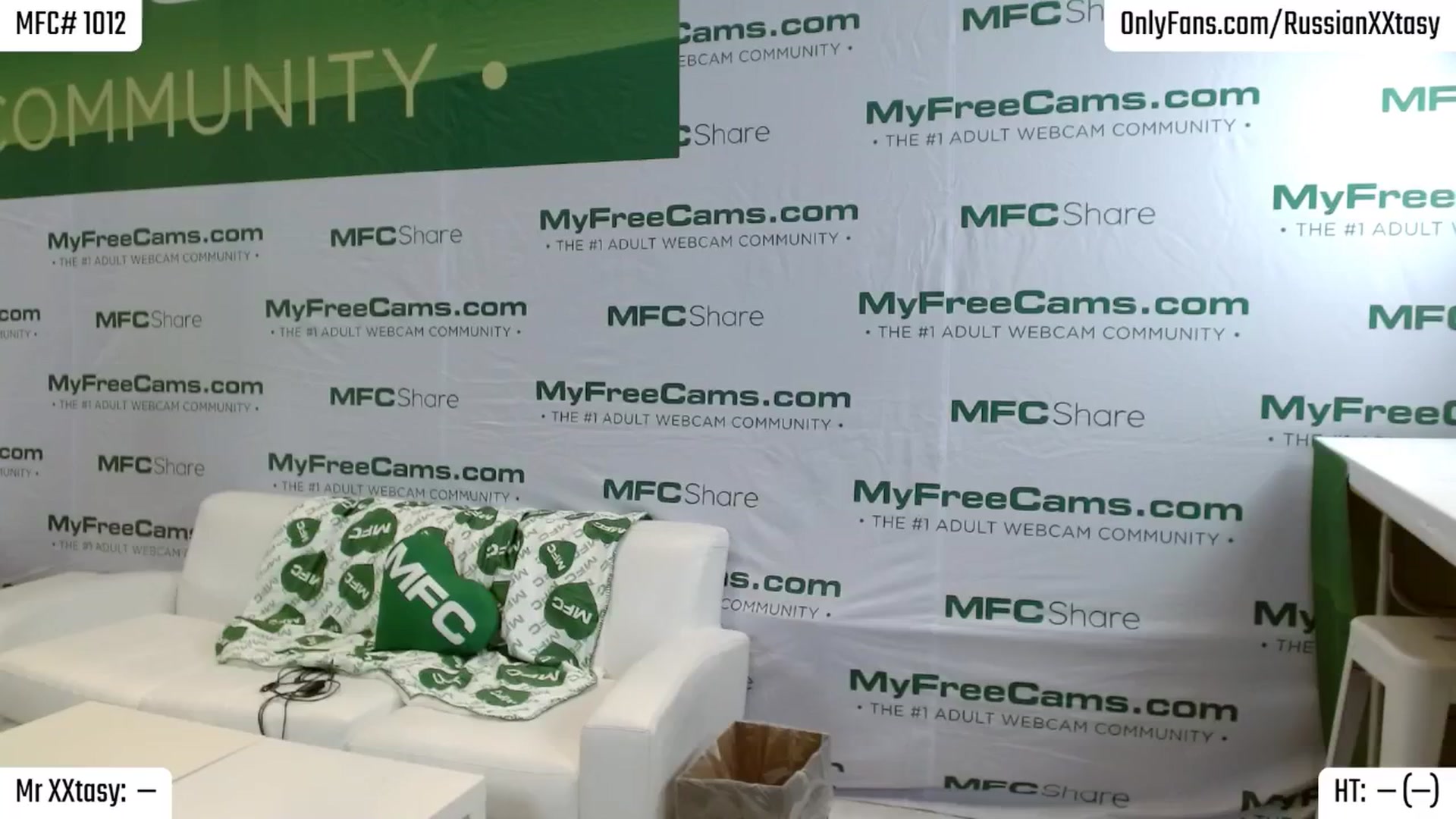 Gallery image thumbnail from RussianXXtasy's myfreecams stream on, 01/24/2025, 20:46 image 3 of 20