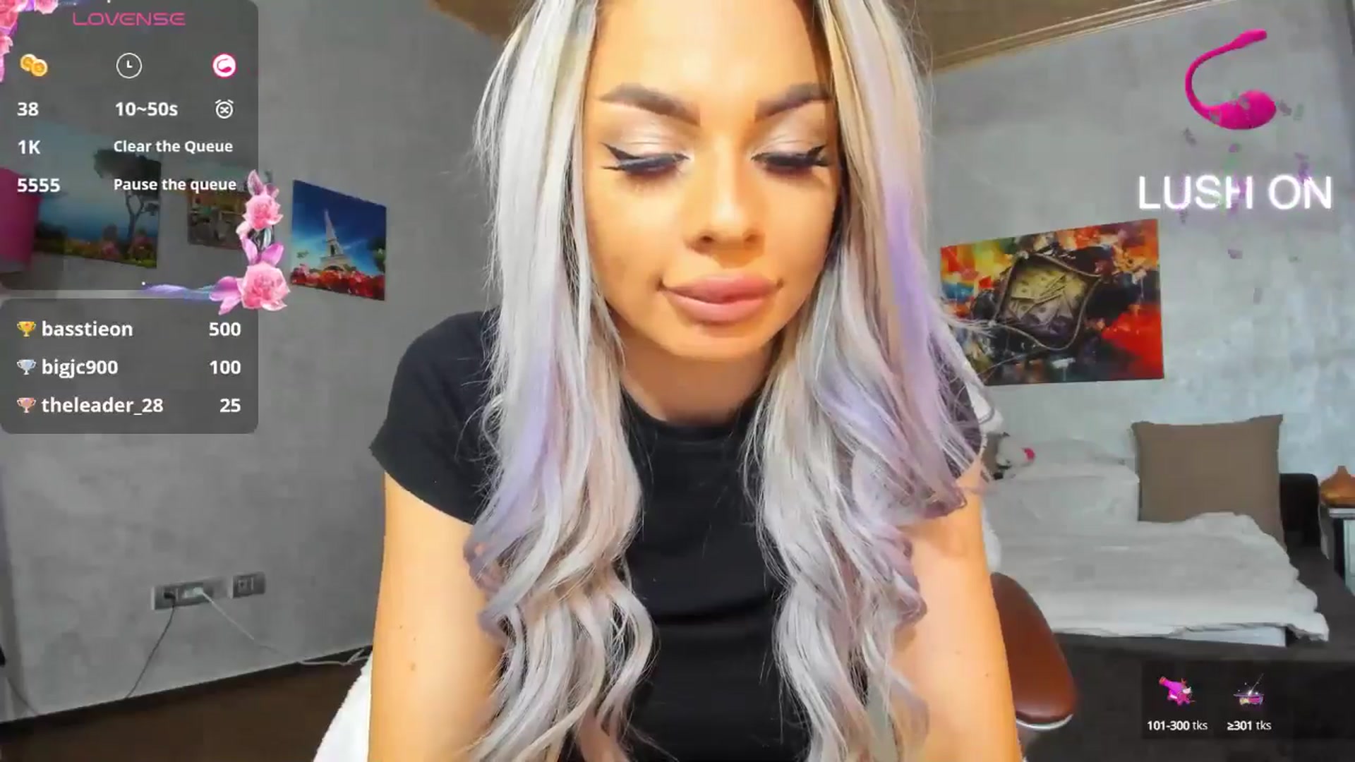 Gallery image thumbnail from Russian_Ava's myfreecams stream on, 09/23/2024, 24:23 image 15 of 20