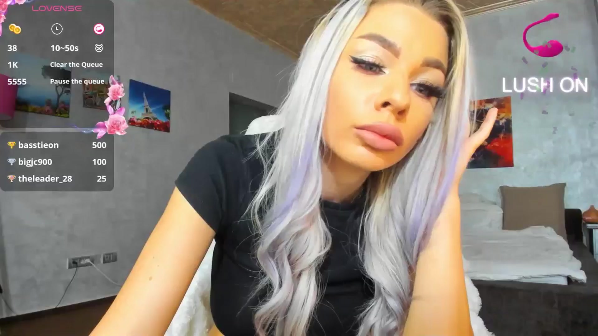 Gallery image thumbnail from Russian_Ava's myfreecams stream on, 09/23/2024, 24:23 image 14 of 20
