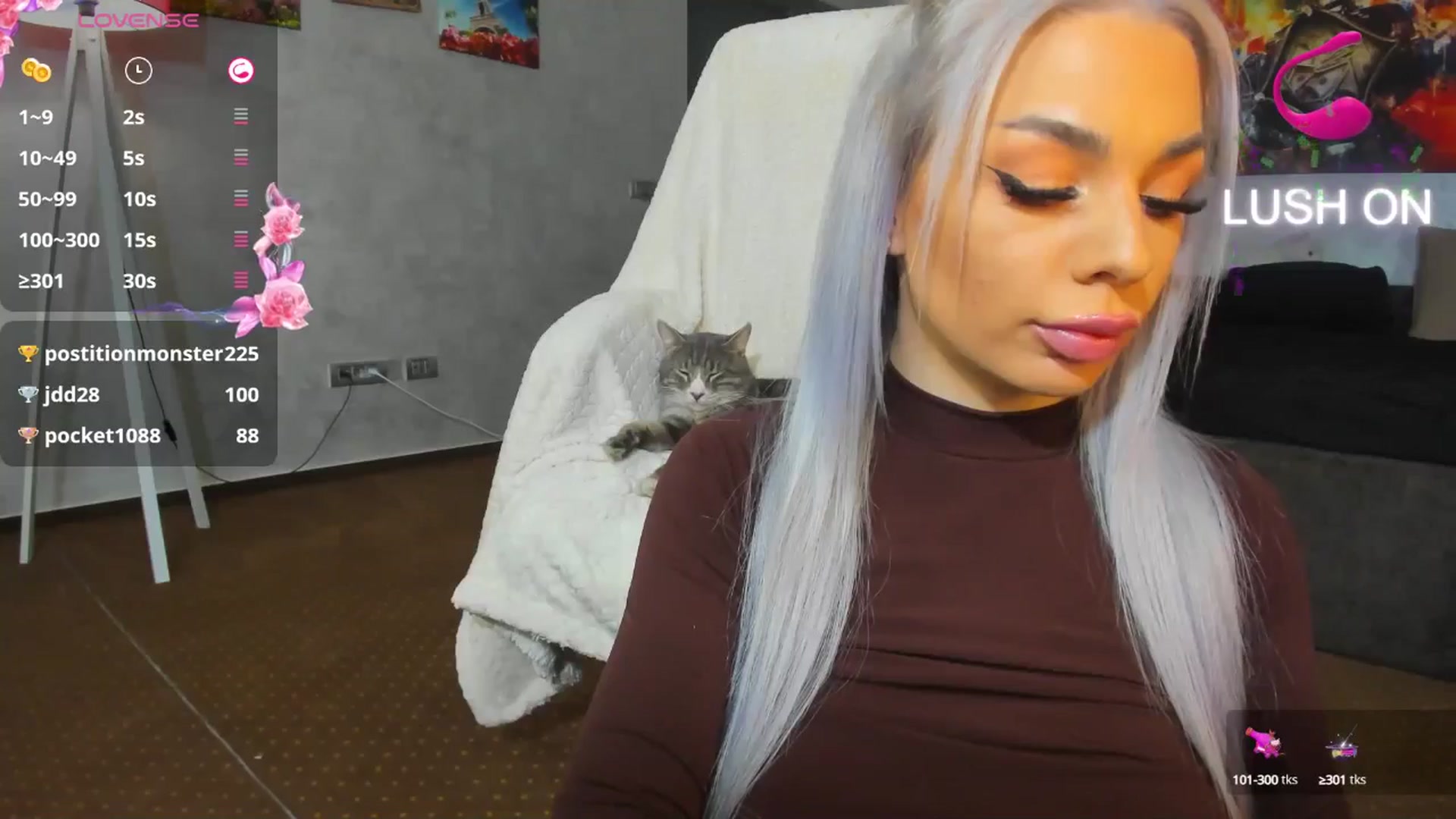 Gallery image thumbnail from Russian_Ava's myfreecams stream on, 10/03/2024, 01:17 image 17 of 20