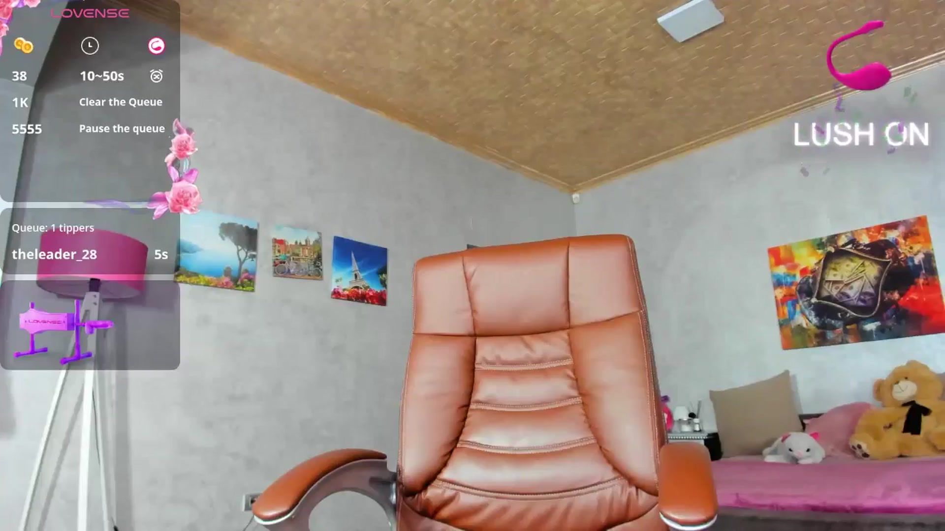 Gallery image thumbnail from Russian_Ava's myfreecams stream on, 10/15/2024, 24:21 image 6 of 20
