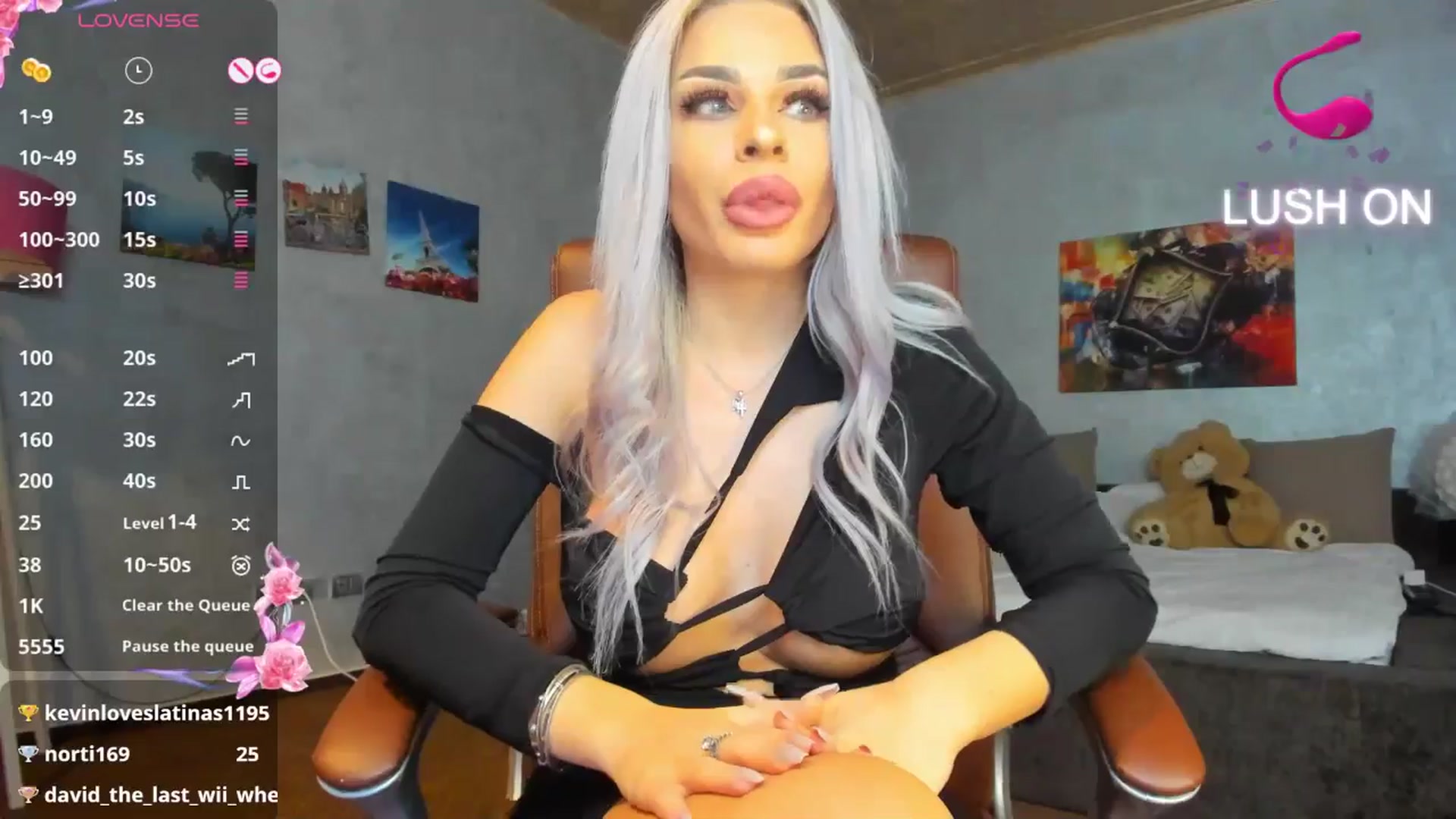 Gallery image thumbnail from Russian_Ava's myfreecams stream on, 10/31/2024, 03:35 image 5 of 20