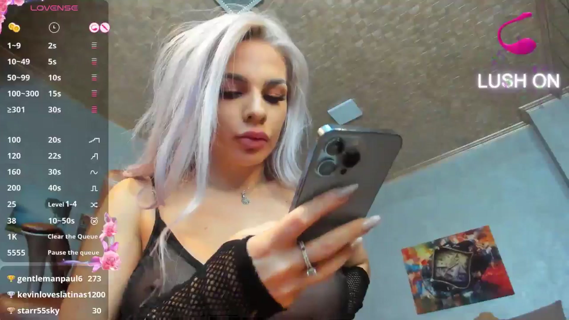 Gallery image thumbnail from Russian_Ava's myfreecams stream on, 10/31/2024, 03:35 image 18 of 20