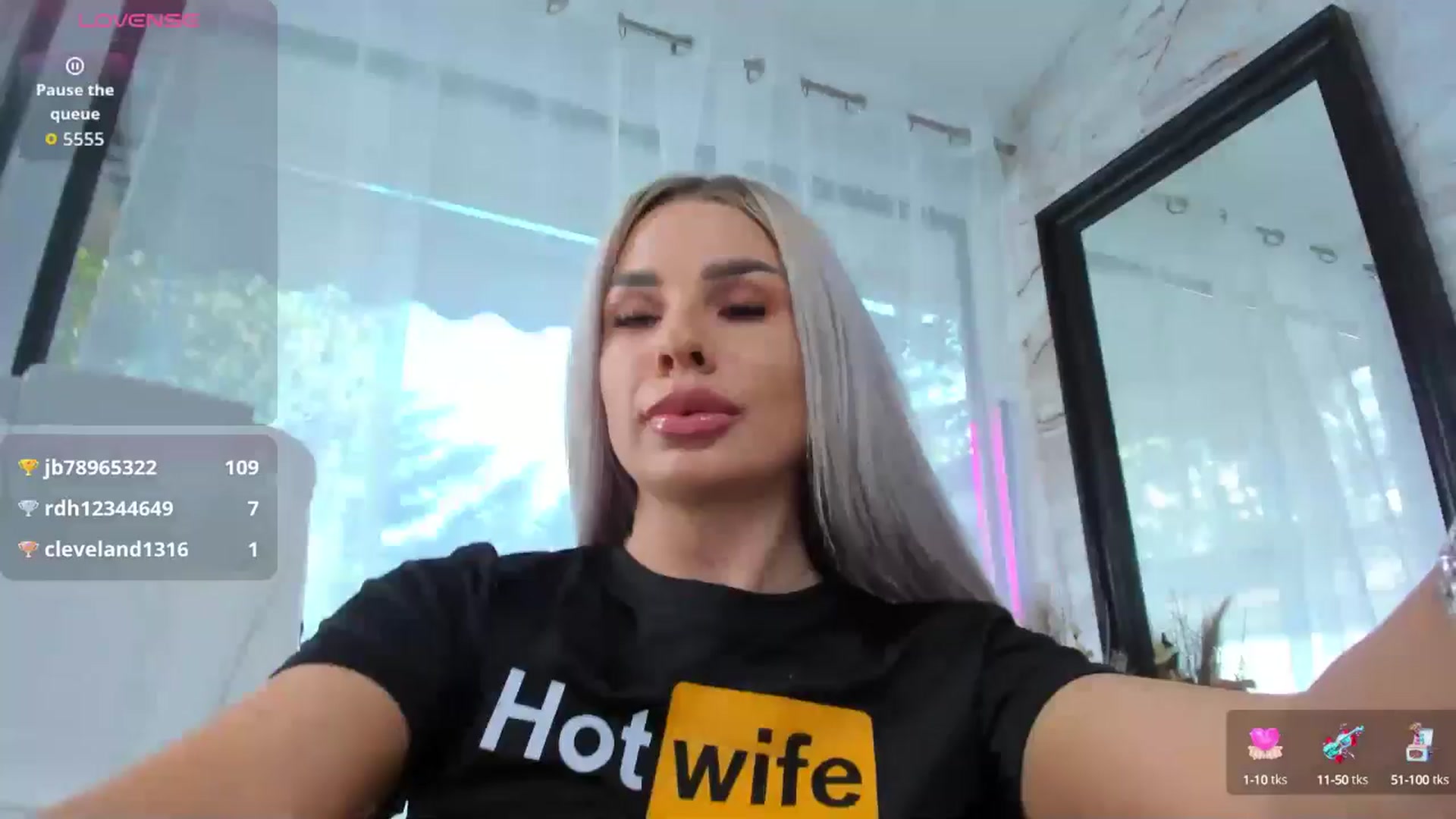 Gallery image thumbnail from Russian_Ava's myfreecams stream on, 08/21/2025, 17:02 image 3 of 20