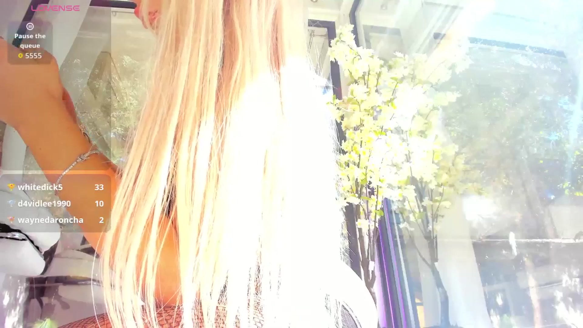 Gallery image thumbnail from Russian_Ava's myfreecams stream on, 09/19/2025, 12:31 image 10 of 20