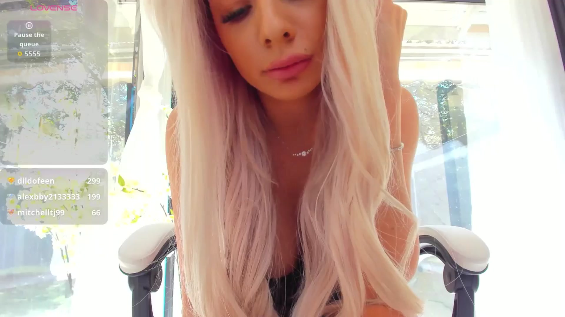 Gallery image thumbnail from Russian_Ava's myfreecams stream on, 10/05/2025, 11:24 image 15 of 20
