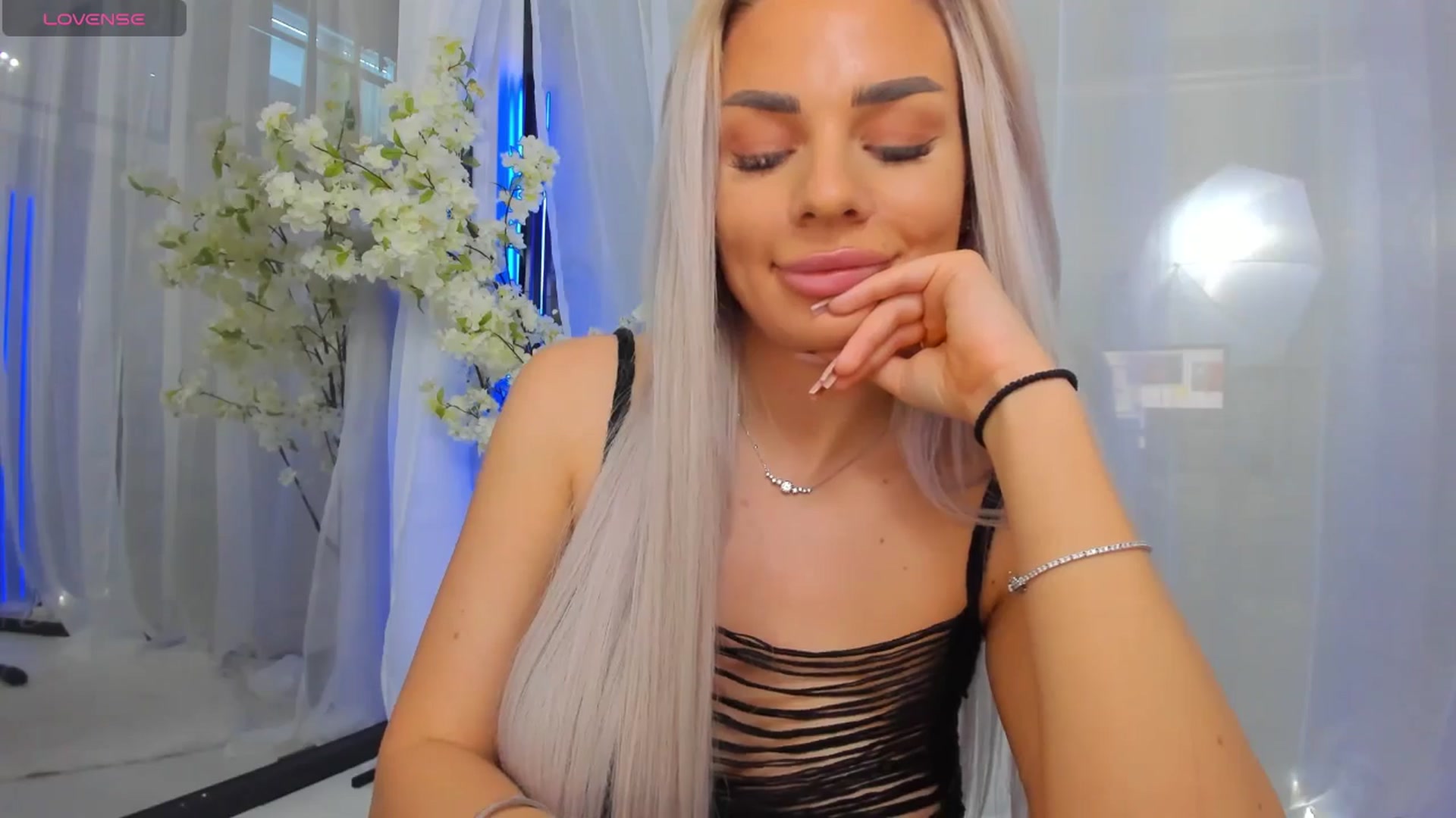 Gallery image thumbnail from Russian_Ava's myfreecams stream on, 11/10/2025, 17:57 image 18 of 20