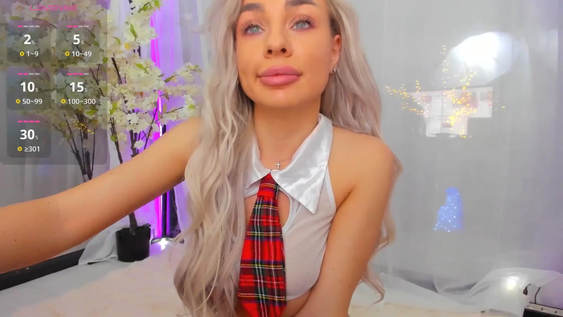 Gallery image thumbnail from Russian_Ava's myfreecams stream on, 01/05/2026, 16:02 image 11 of 20