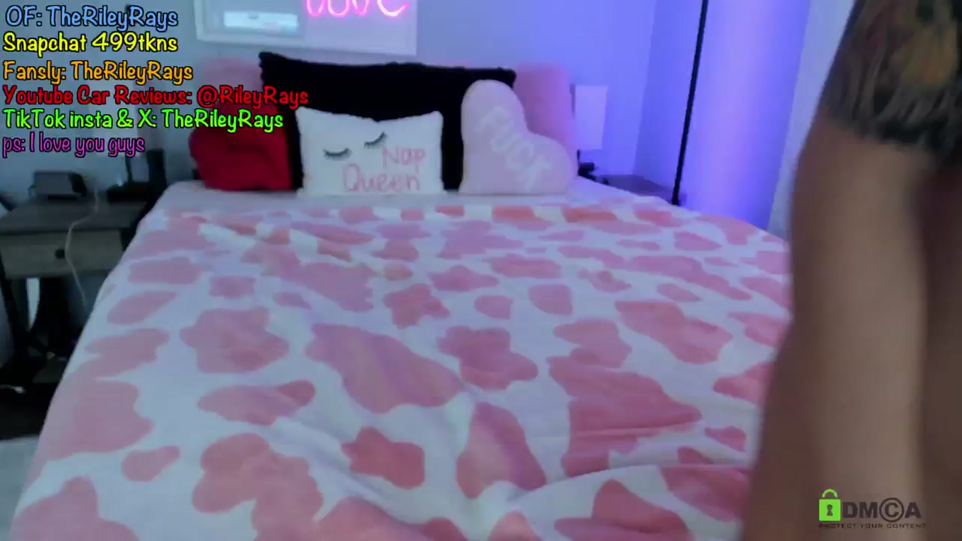 Gallery image thumbnail from Ryan_n_Riley's myfreecams stream on, 09/16/2025, 13:49 image 10 of 20