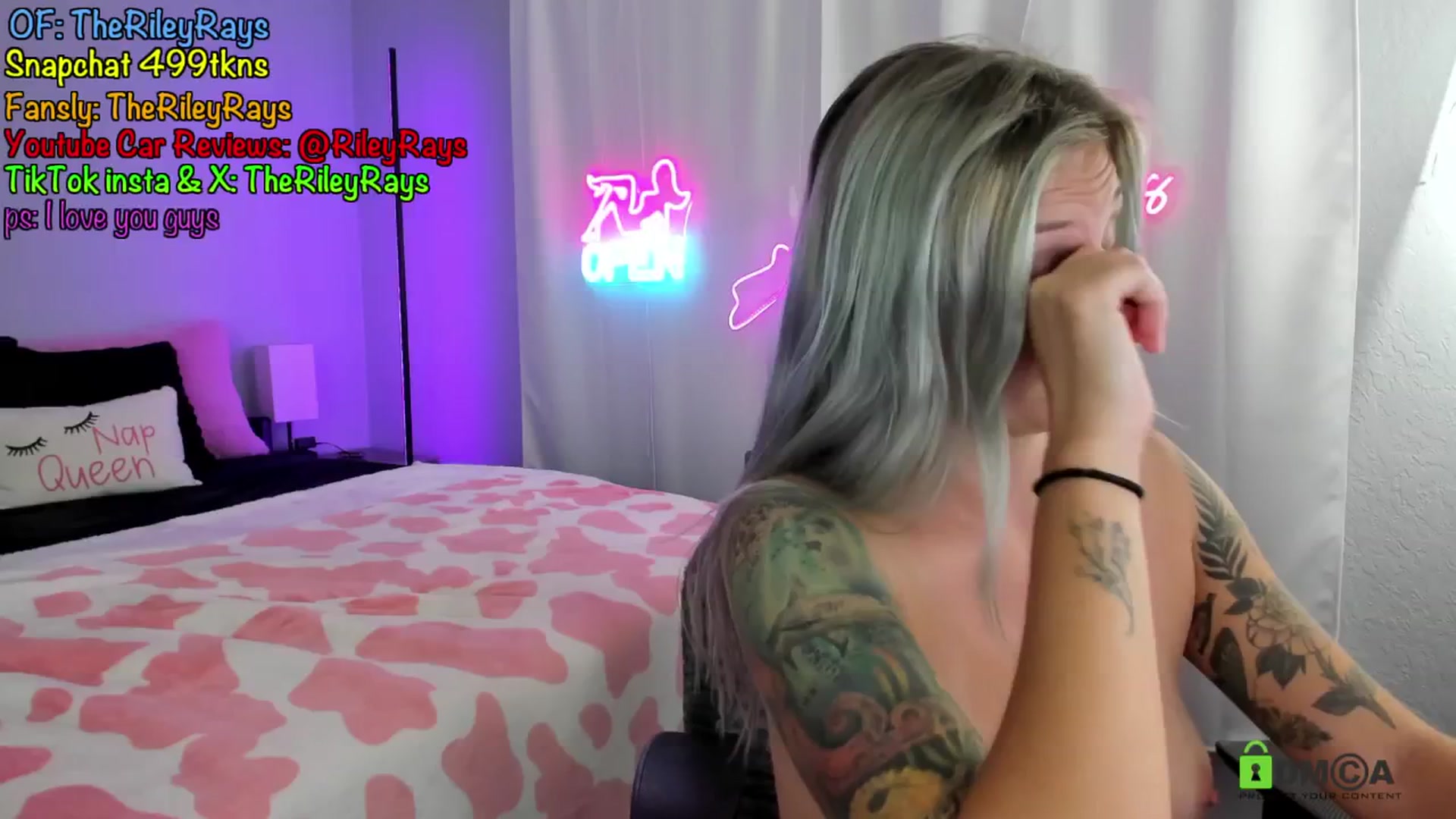 Gallery image thumbnail from Ryan_n_Riley's myfreecams stream on, 11/11/2025, 23:43 image 10 of 20