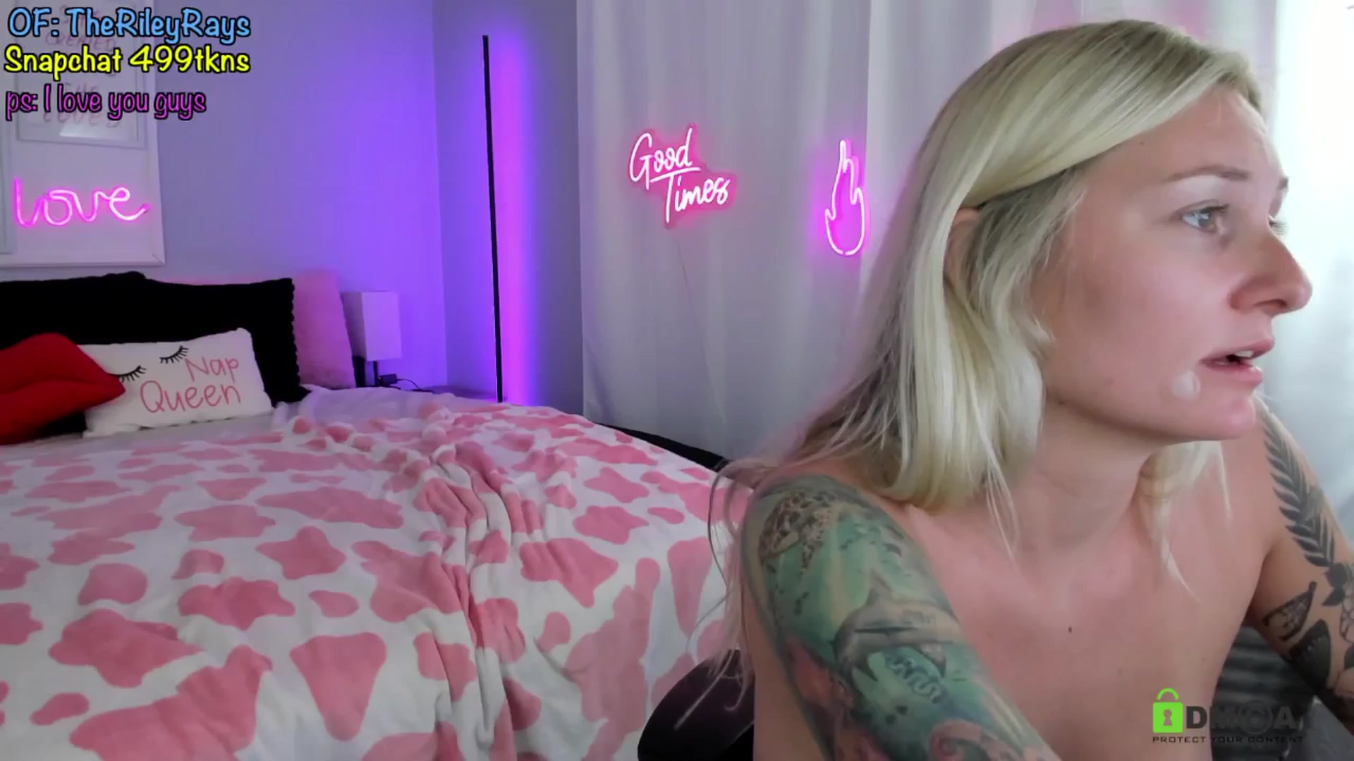 Gallery image thumbnail from Ryan_n_Riley's myfreecams stream on, 12/23/2025, 23:55 image 19 of 20