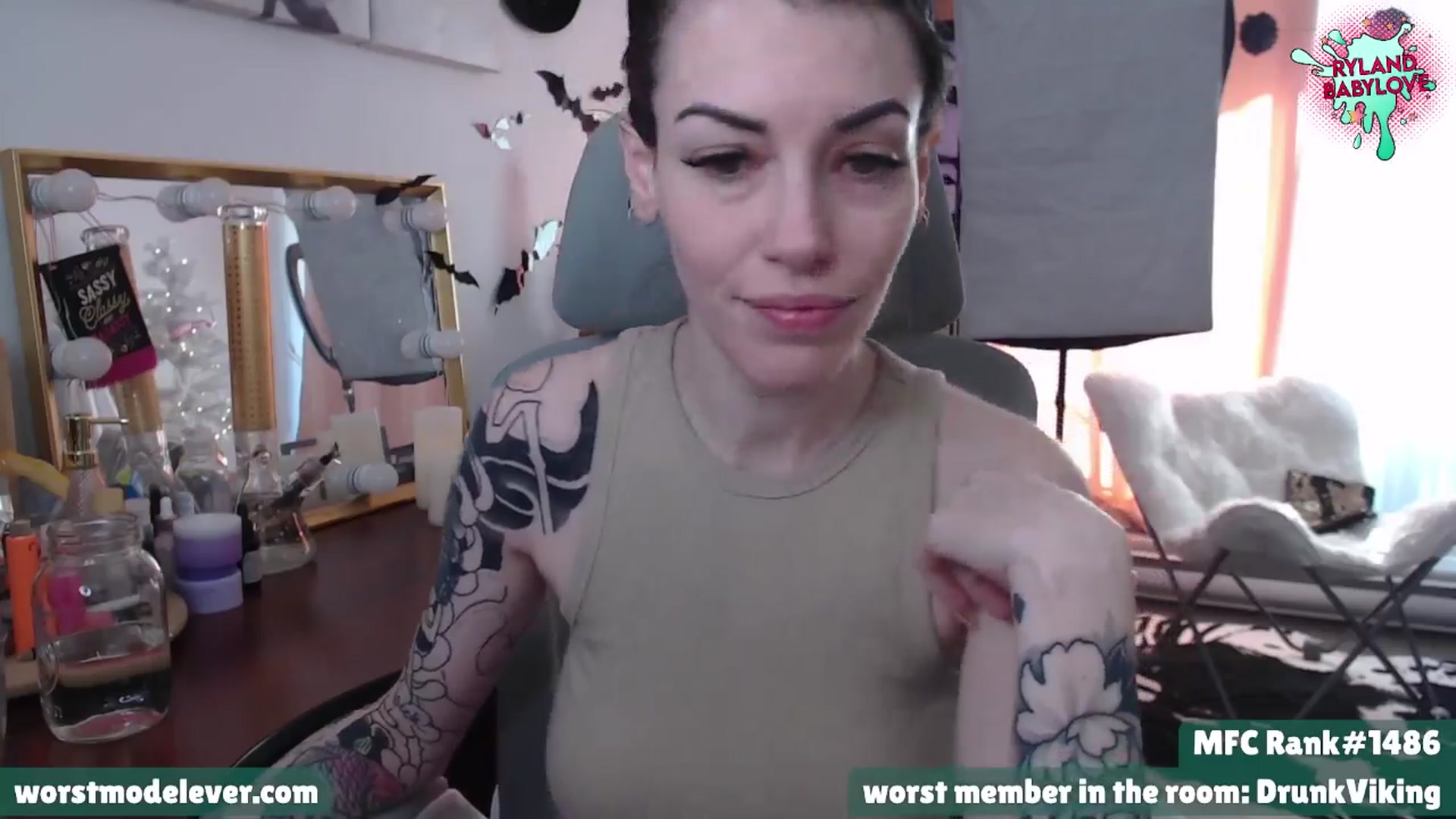 Gallery image thumbnail from Rylandbaby's myfreecams stream on, 03/24/2024, 14:38 image 7 of 20