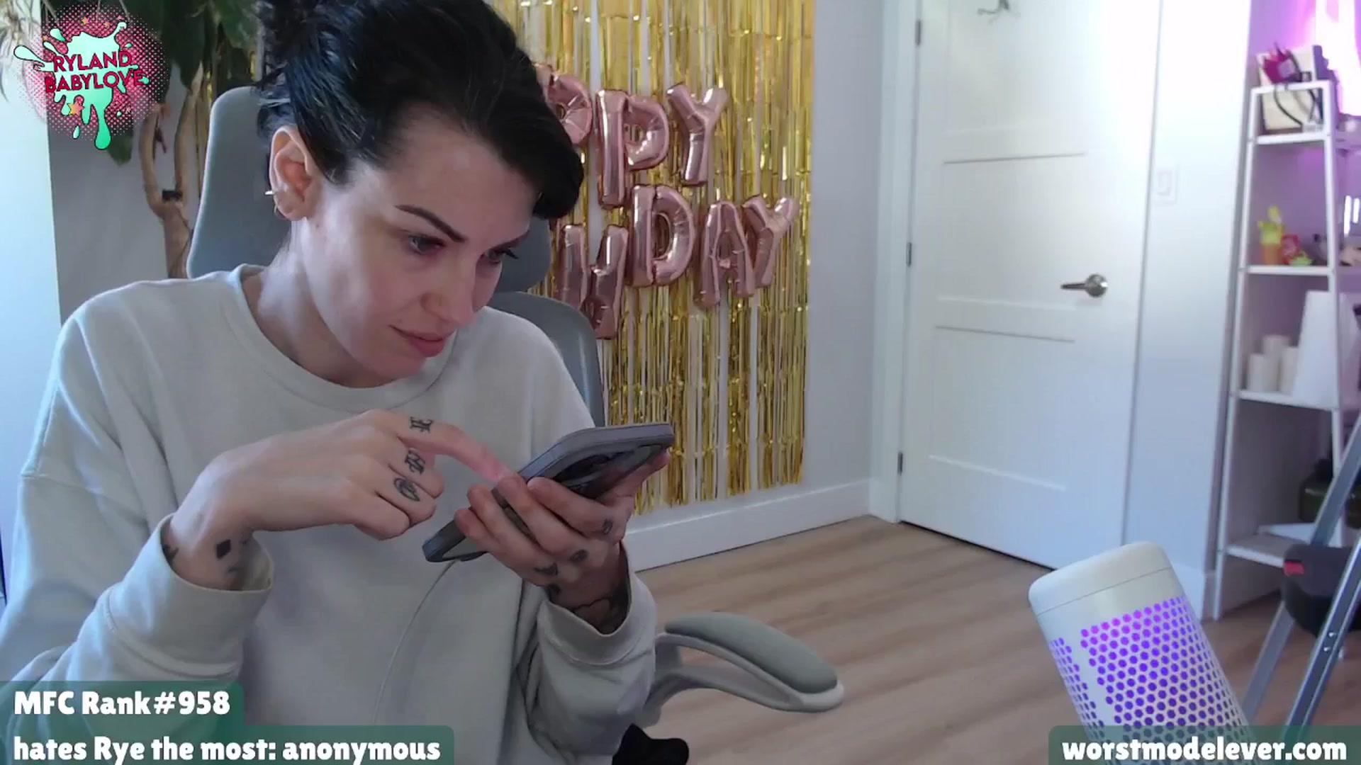 Gallery image thumbnail from Rylandbaby's myfreecams stream on, 07/20/2024, 14:39 image 9 of 20