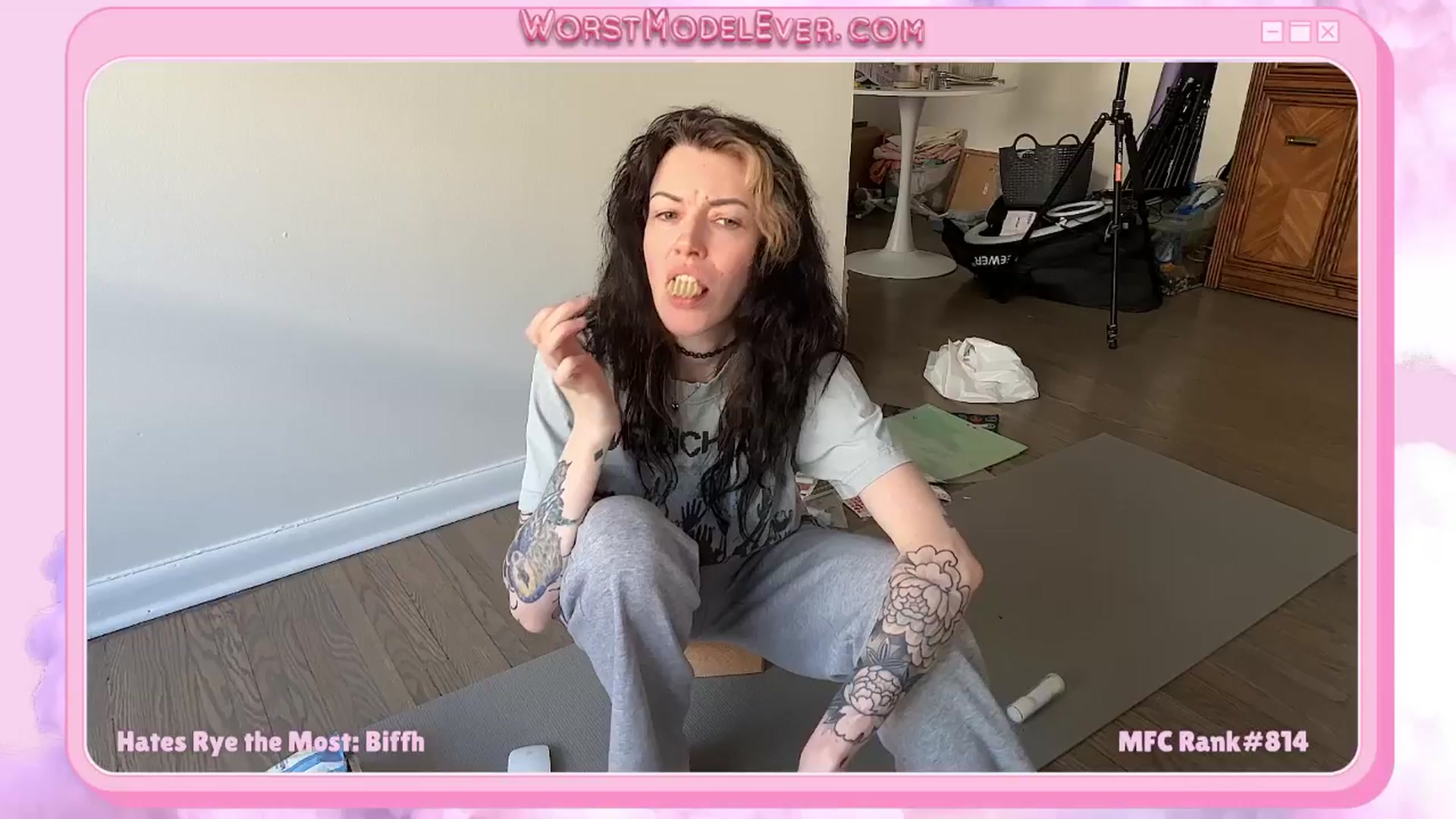 Gallery image thumbnail from Rylandbaby's myfreecams stream on, 04/08/2026, 14:03 image 15 of 20