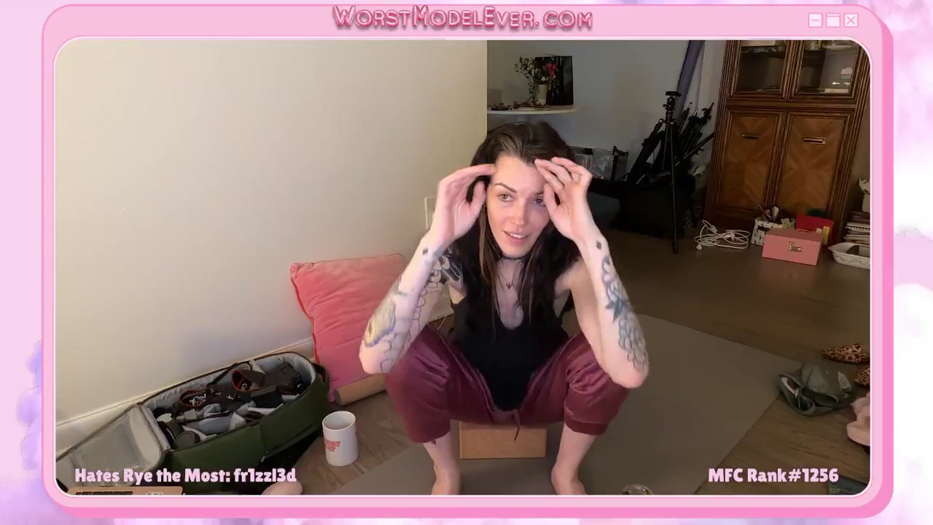 Gallery image thumbnail from Rylandbaby's myfreecams stream on, 04/15/2026, 24:01 image 17 of 20