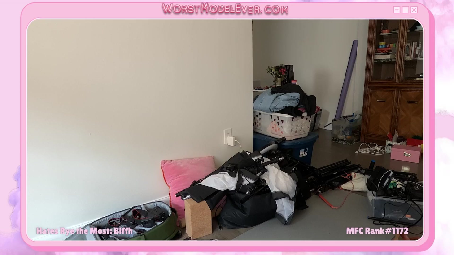 Gallery image thumbnail from Rylandbaby's myfreecams stream on, 04/15/2026, 16:17 image 2 of 20