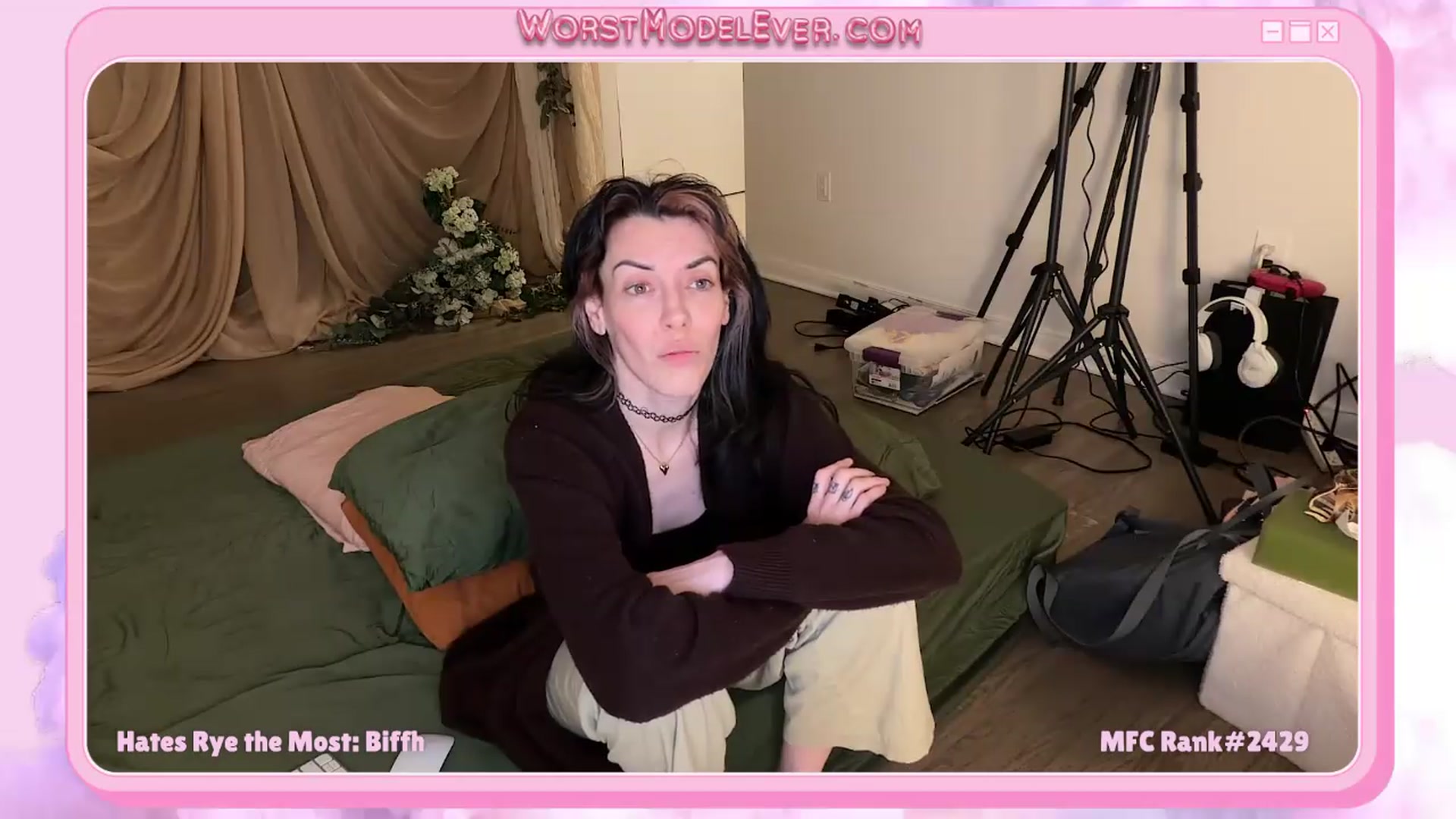 Gallery image thumbnail from Rylandbaby's myfreecams stream on, 05/08/2026, 01:38 image 14 of 20