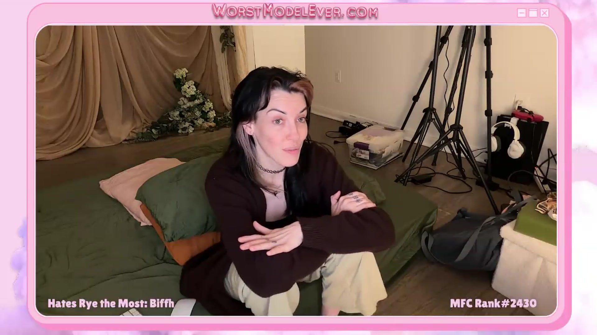 Gallery image thumbnail from Rylandbaby's myfreecams stream on, 05/08/2026, 01:38 image 15 of 20