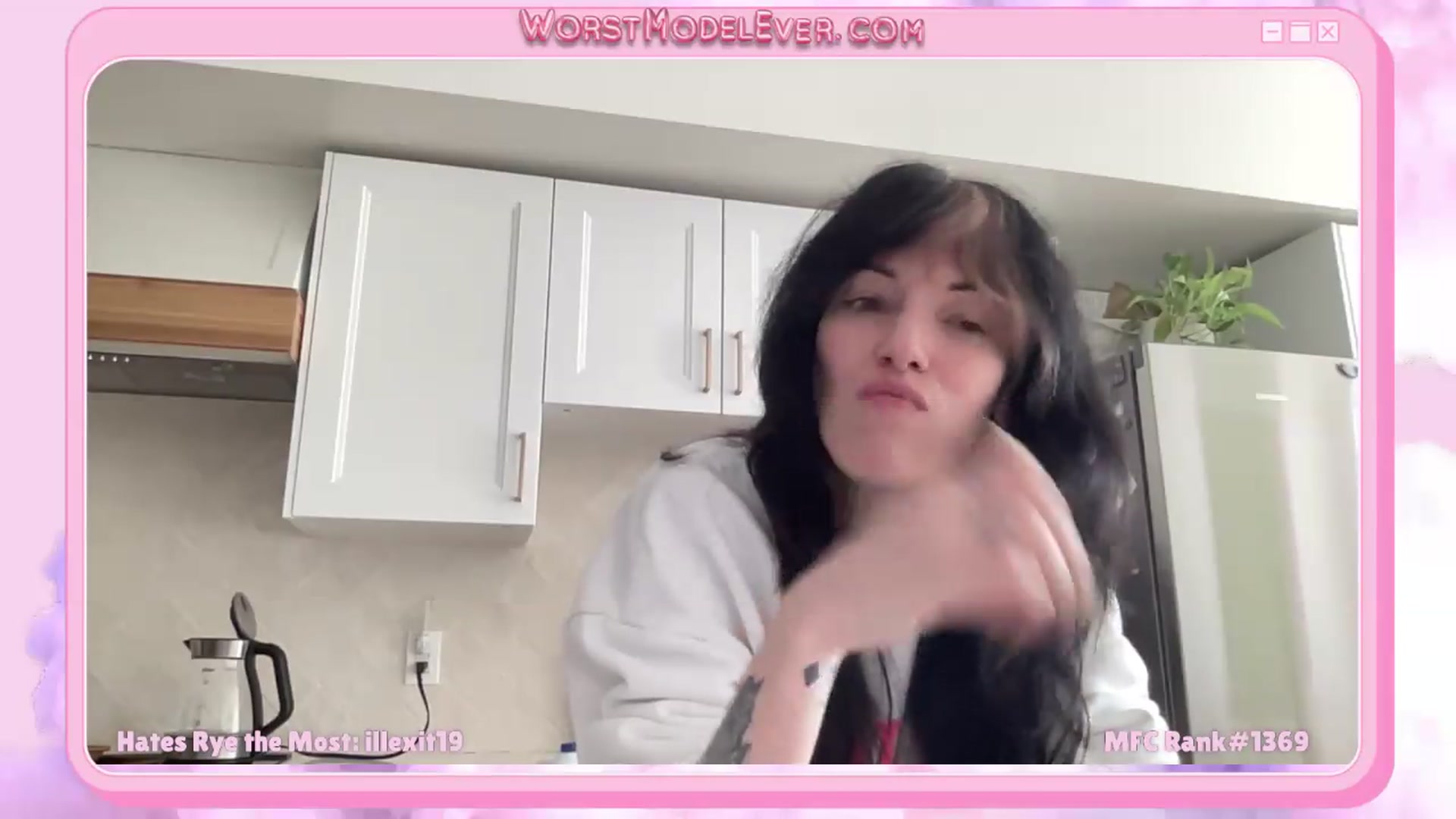Gallery image thumbnail from Rylandbaby's myfreecams stream on, 05/12/2026, 16:06 image 12 of 20