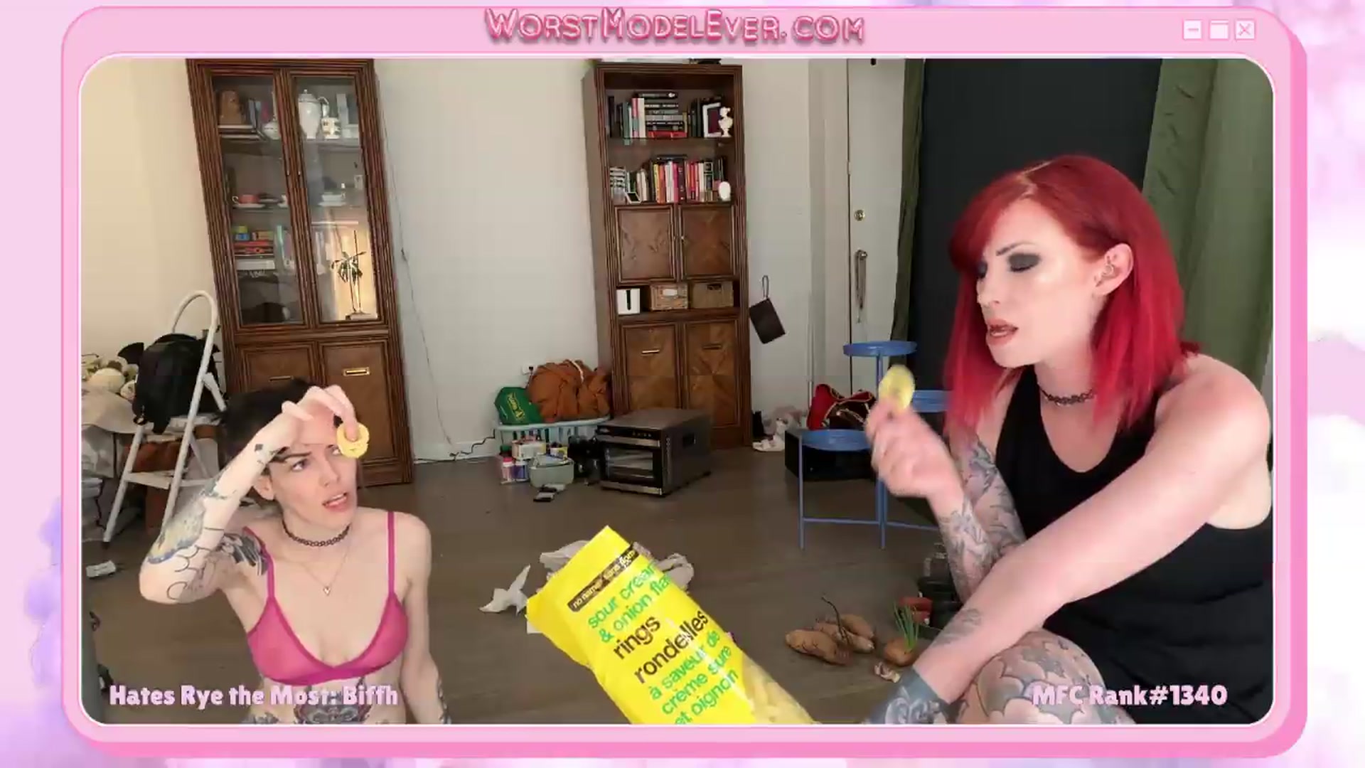 Gallery image thumbnail from Rylandbaby's myfreecams stream on, 05/20/2026, 22:44 image 7 of 20