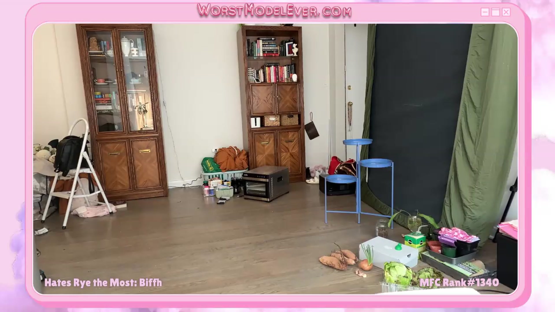 Gallery image thumbnail from Rylandbaby's myfreecams stream on, 05/20/2026, 22:44 image 6 of 20