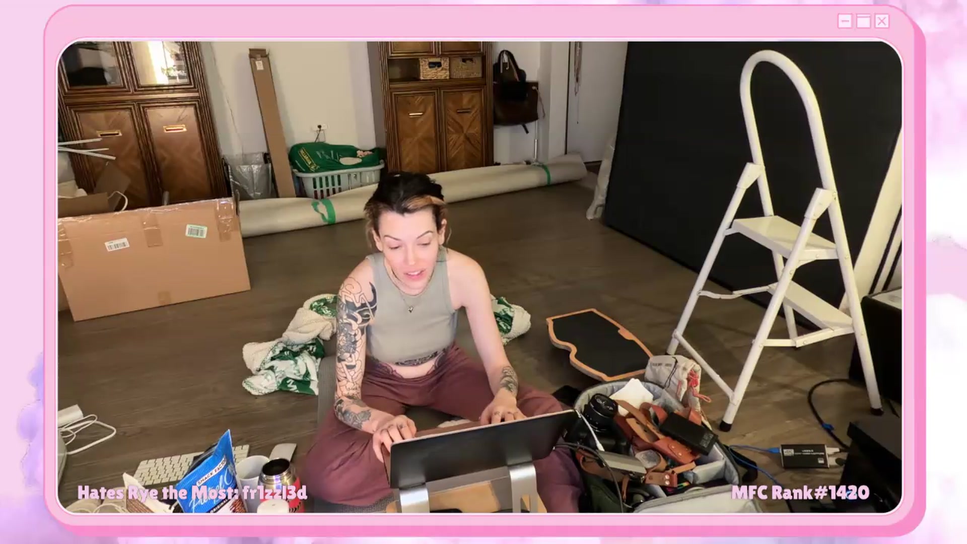 Gallery image thumbnail from Rylandbaby's myfreecams stream on, 05/27/2026, 02:14 image 19 of 20