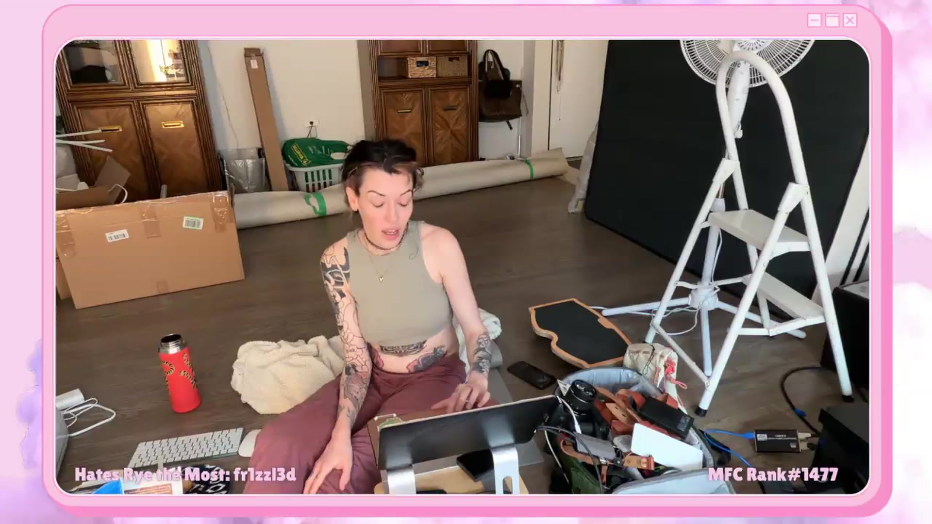 Gallery image thumbnail from Rylandbaby's myfreecams stream on, 05/27/2026, 02:14 image 7 of 20