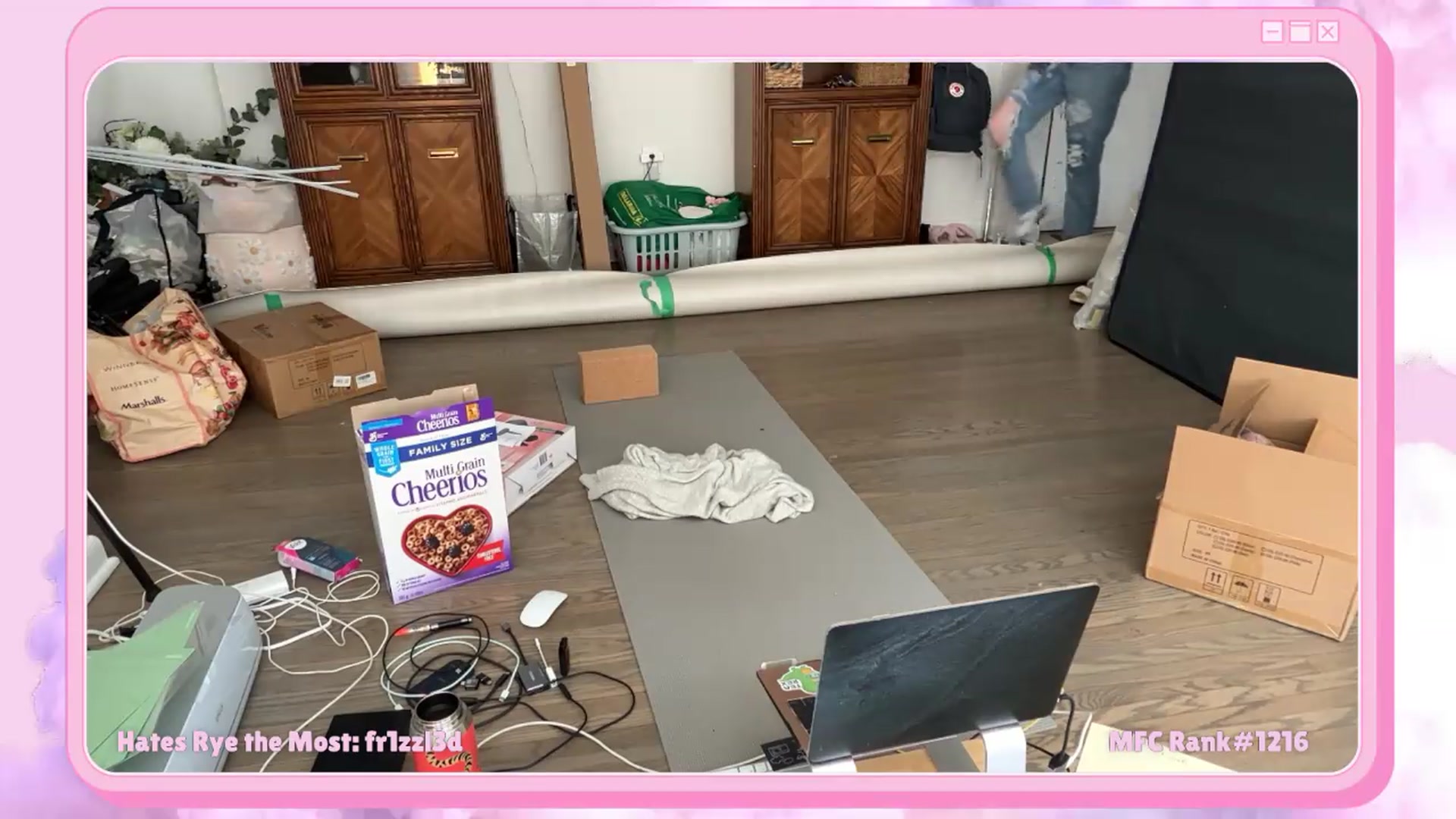 Gallery image thumbnail from Rylandbaby's myfreecams stream on, 05/29/2026, 19:59 image 16 of 20