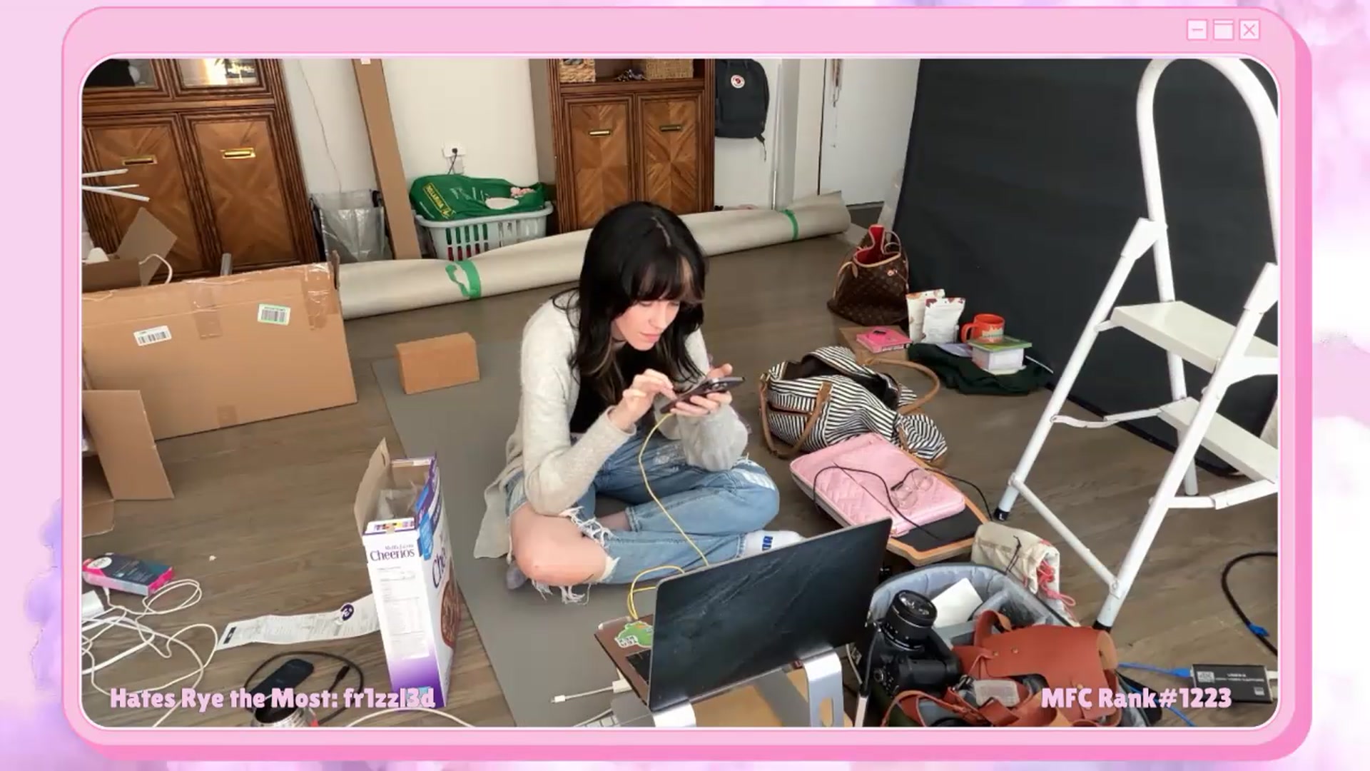 Gallery image thumbnail from Rylandbaby's myfreecams stream on, 05/29/2026, 19:59 image 10 of 20