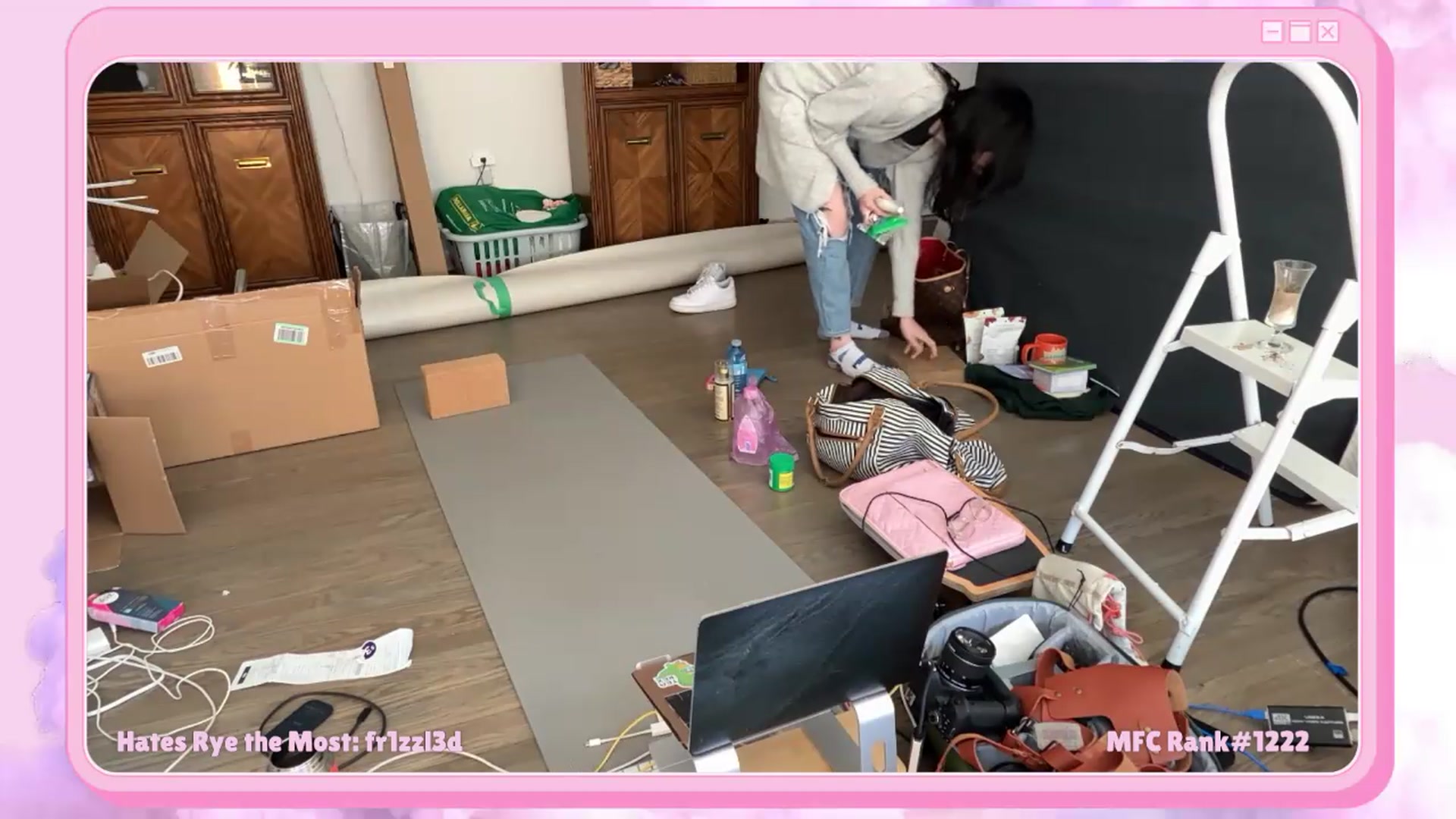 Gallery image thumbnail from Rylandbaby's myfreecams stream on, 05/29/2026, 19:59 image 9 of 20