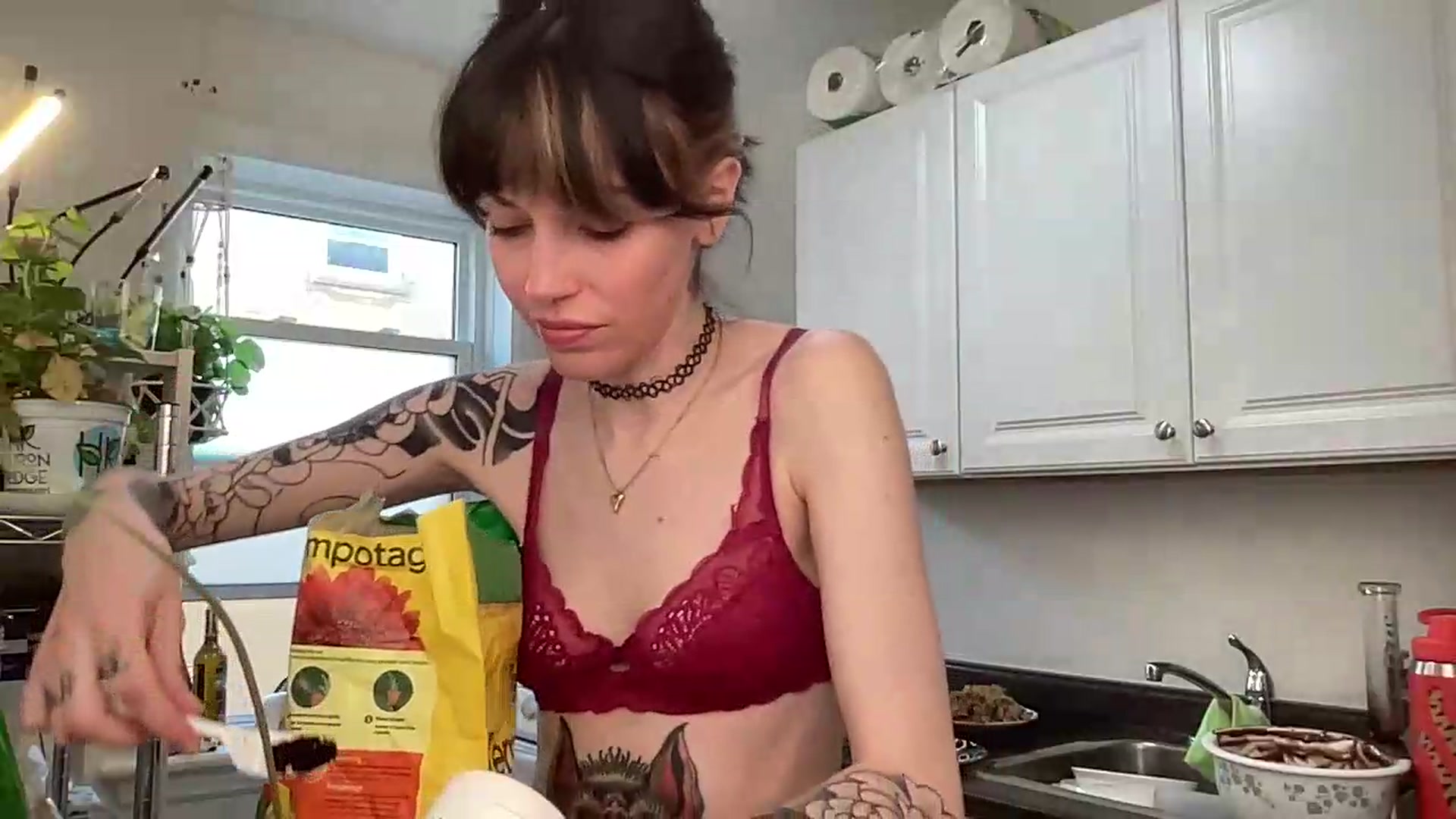 Gallery image thumbnail from Rylandbaby's myfreecams stream on, 05/31/2026, 23:54 image 12 of 20