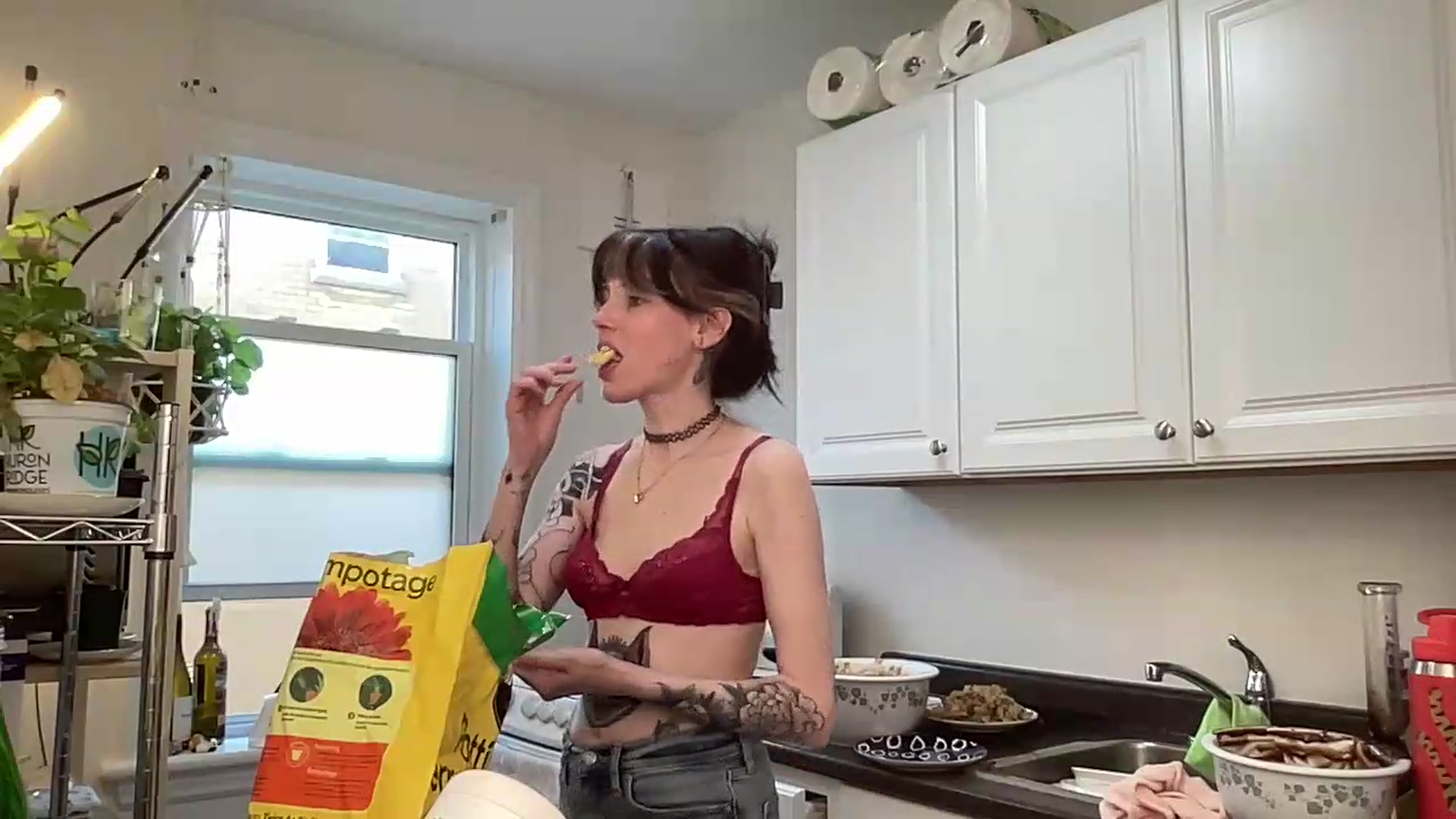 Gallery image thumbnail from Rylandbaby's myfreecams stream on, 05/31/2026, 23:54 image 14 of 20