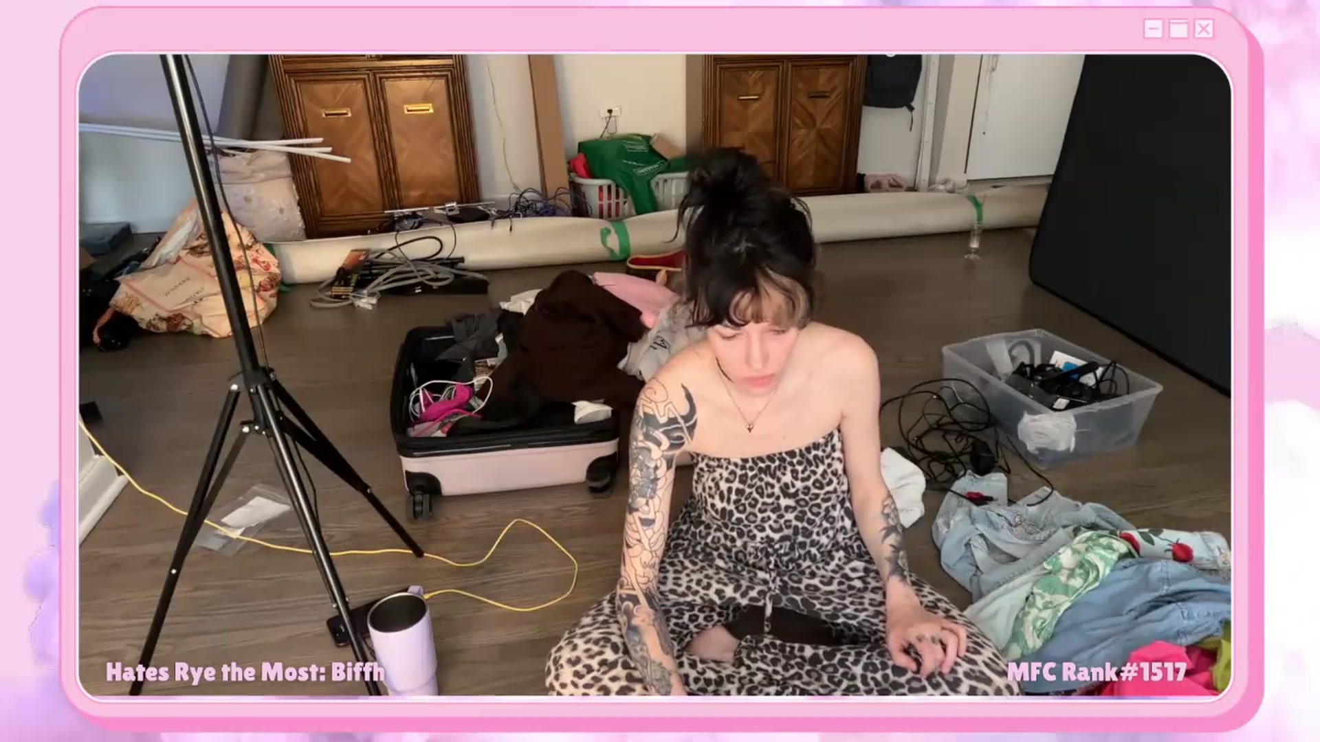 Gallery image thumbnail from Rylandbaby's myfreecams stream on, 06/11/2026, 18:55 image 7 of 20