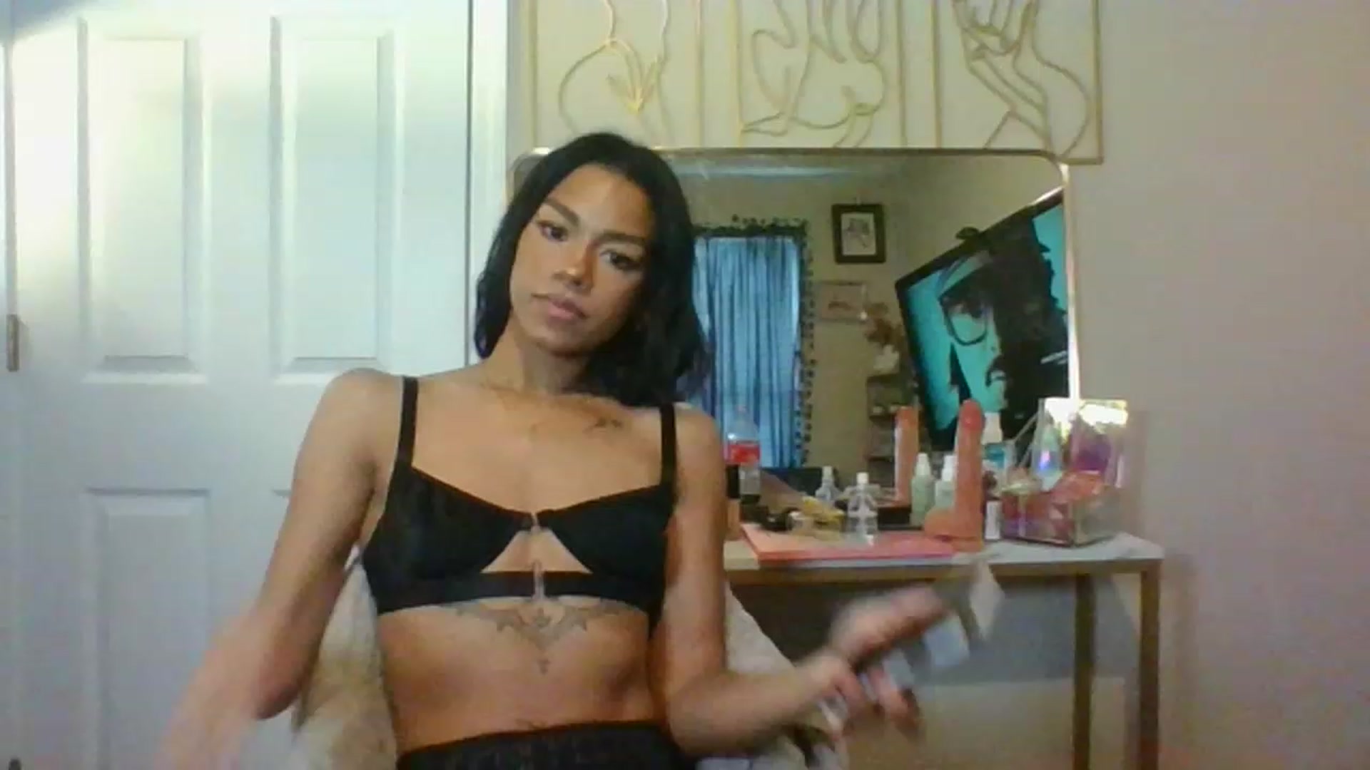 Gallery image thumbnail from Ryleessoles's myfreecams stream on, 01/30/2023, 19:18 image 3 of 20