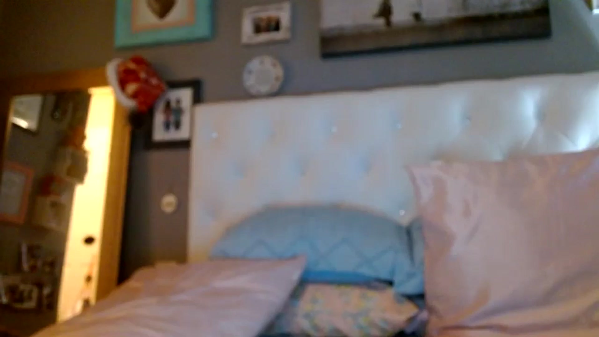 Gallery image thumbnail from RyleyGrace's myfreecams stream on, 01/22/2025, 15:45 image 3 of 20